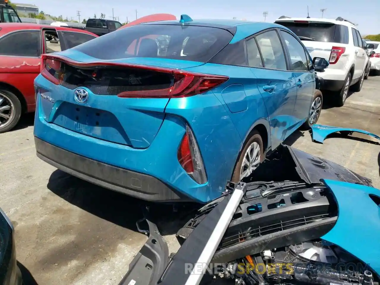 4 Photograph of a damaged car JTDKAMFP2N3212857 TOYOTA PRIUS 2022