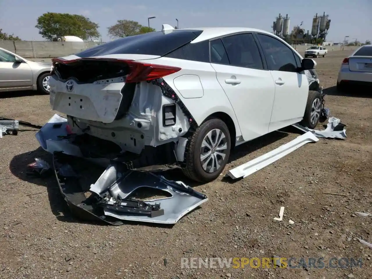 4 Photograph of a damaged car JTDKAMFP5N3210939 TOYOTA PRIUS 2022