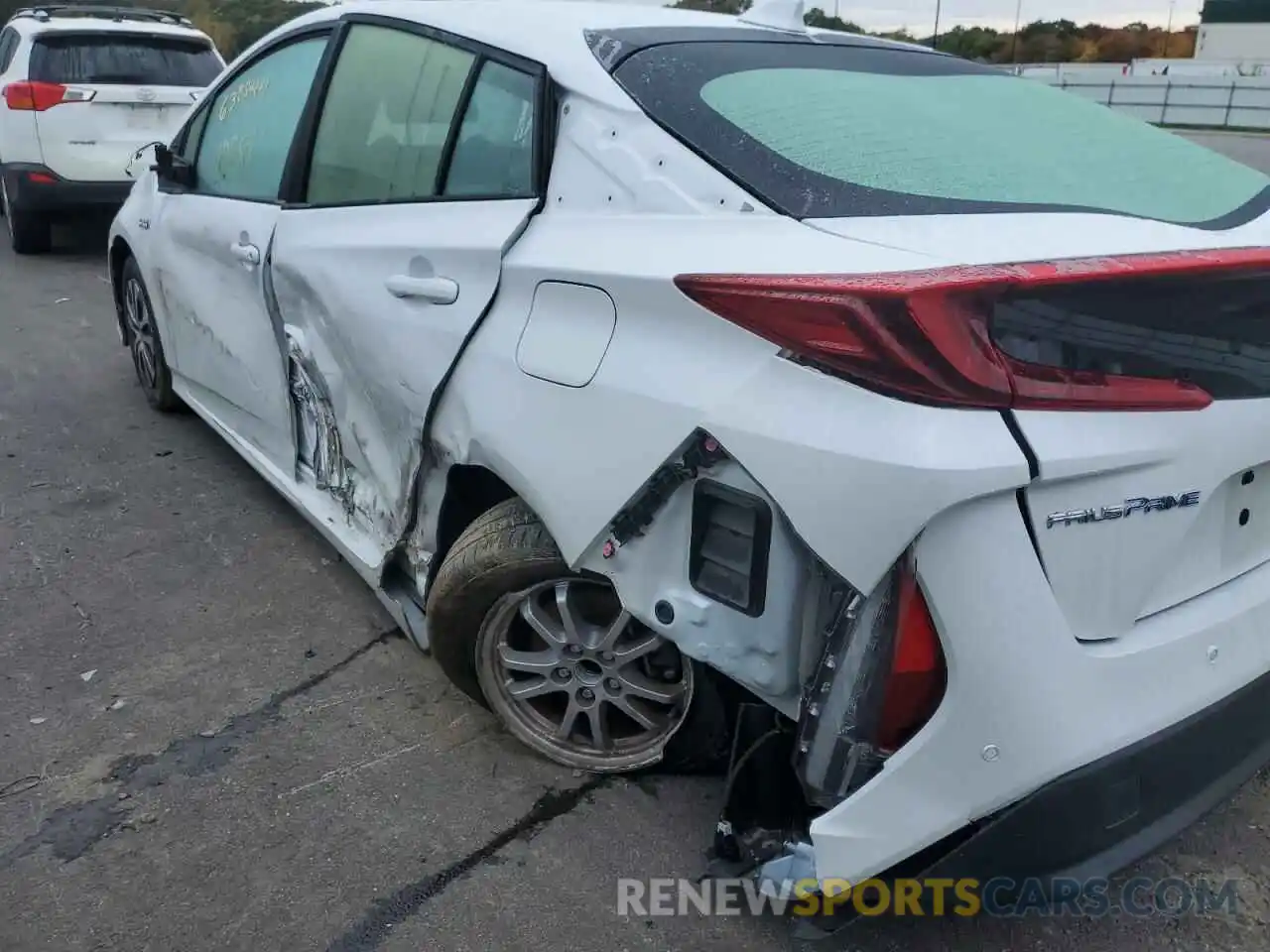 9 Photograph of a damaged car JTDKAMFP7N3206486 TOYOTA PRIUS 2022