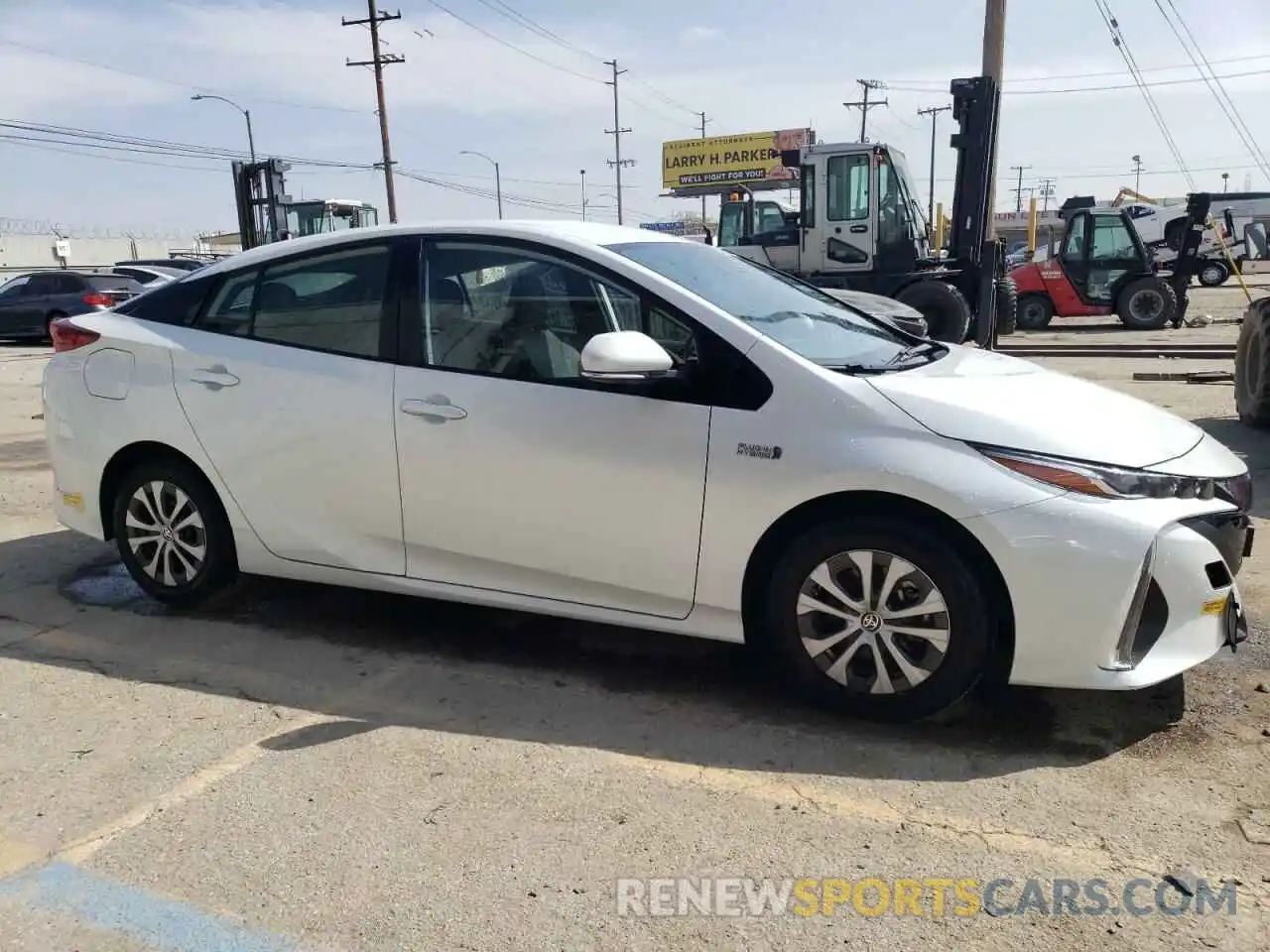 4 Photograph of a damaged car JTDKAMFP7N3219920 TOYOTA PRIUS 2022