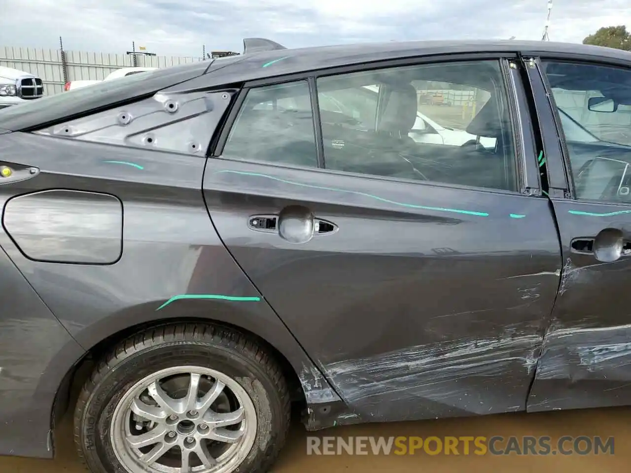 10 Photograph of a damaged car JTDKAMFP7N3222865 TOYOTA PRIUS 2022