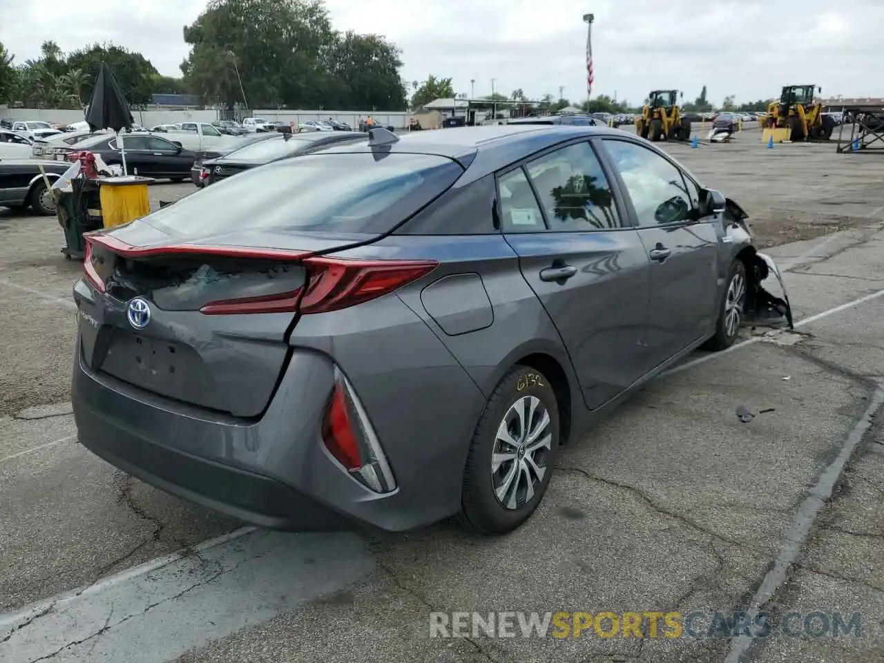 4 Photograph of a damaged car JTDKAMFP9N3199945 TOYOTA PRIUS 2022