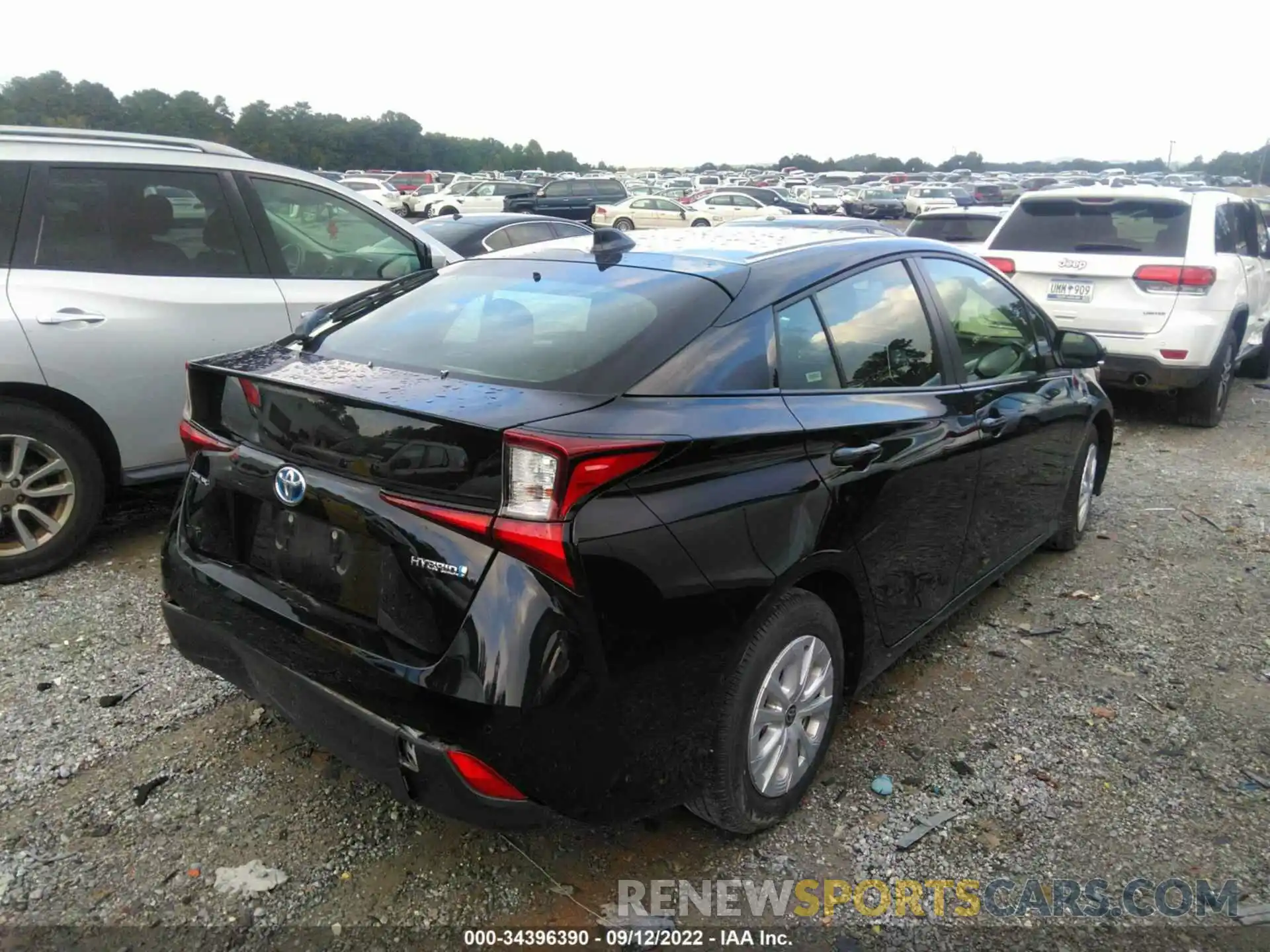 4 Photograph of a damaged car JTDKAMFU0N3160375 TOYOTA PRIUS 2022