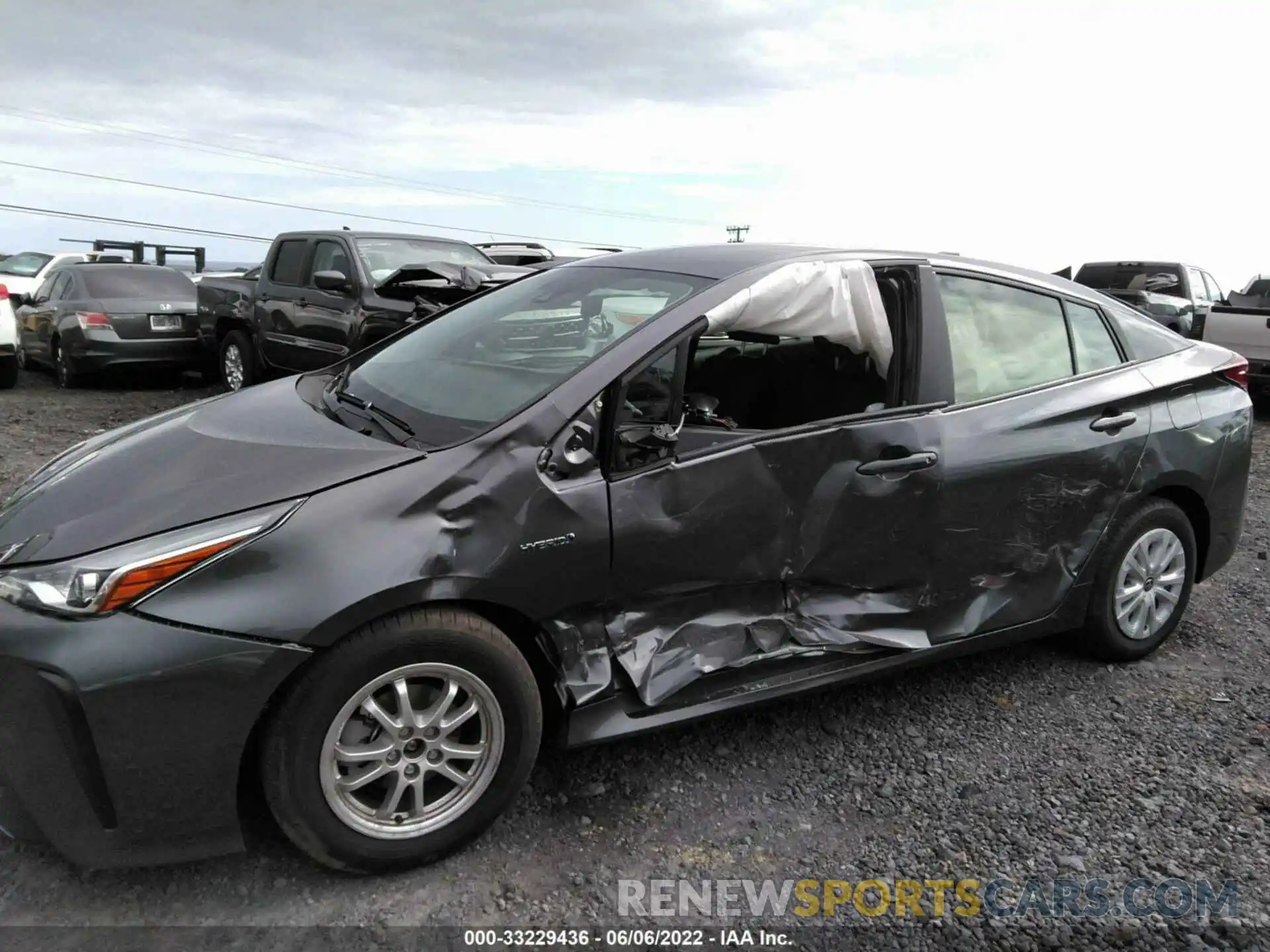 6 Photograph of a damaged car JTDKAMFU1N3171028 TOYOTA PRIUS 2022