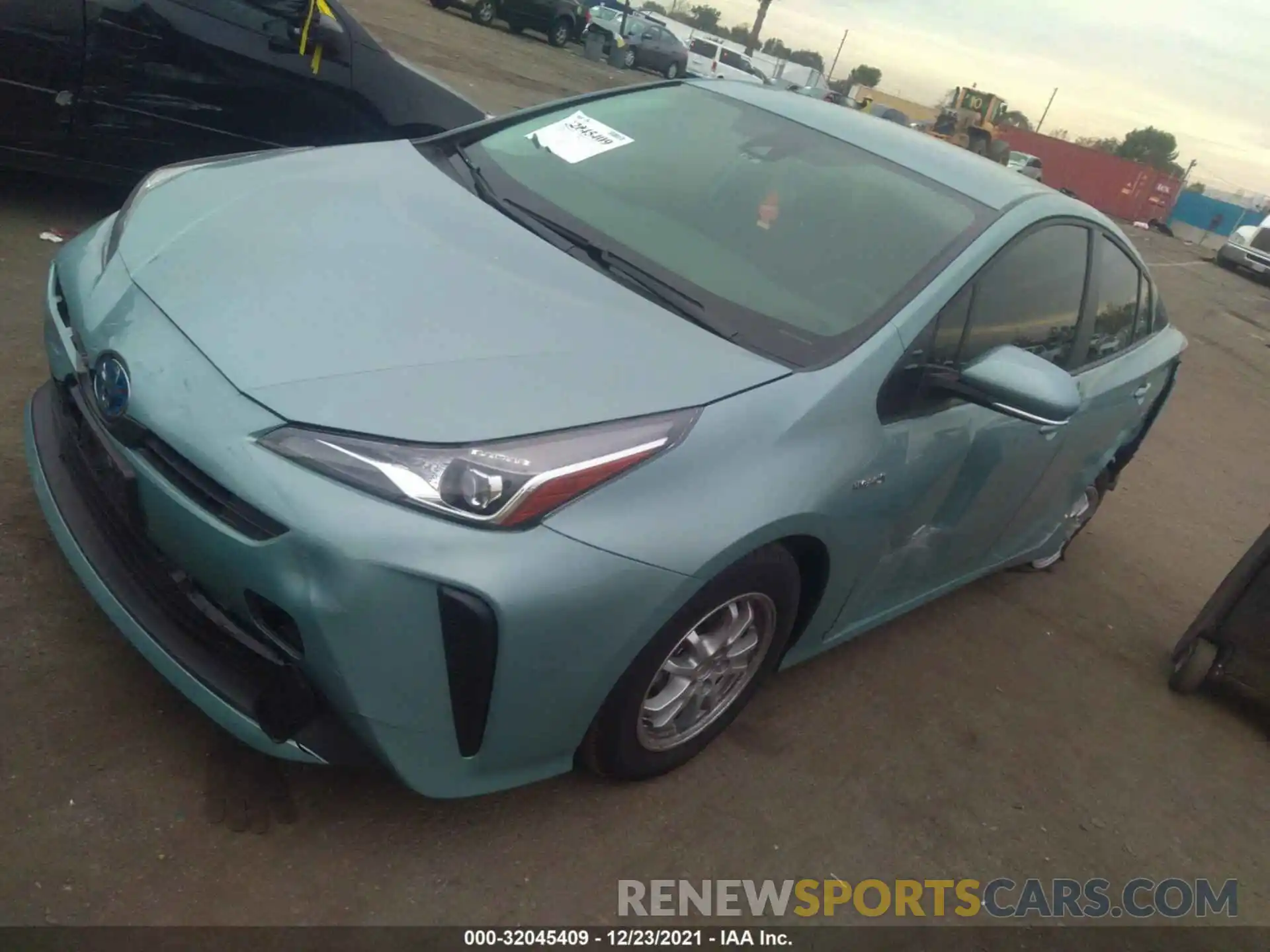 2 Фотография поврежденного автомобиля JTDKAMFU2N3156165 TOYOTA PRIUS 2022