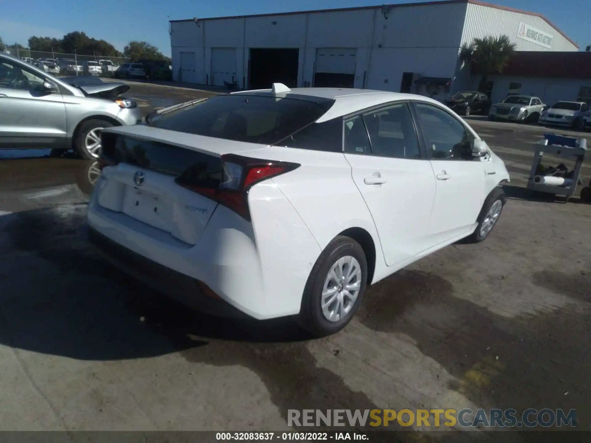 4 Photograph of a damaged car JTDKAMFU4N3157172 TOYOTA PRIUS 2022