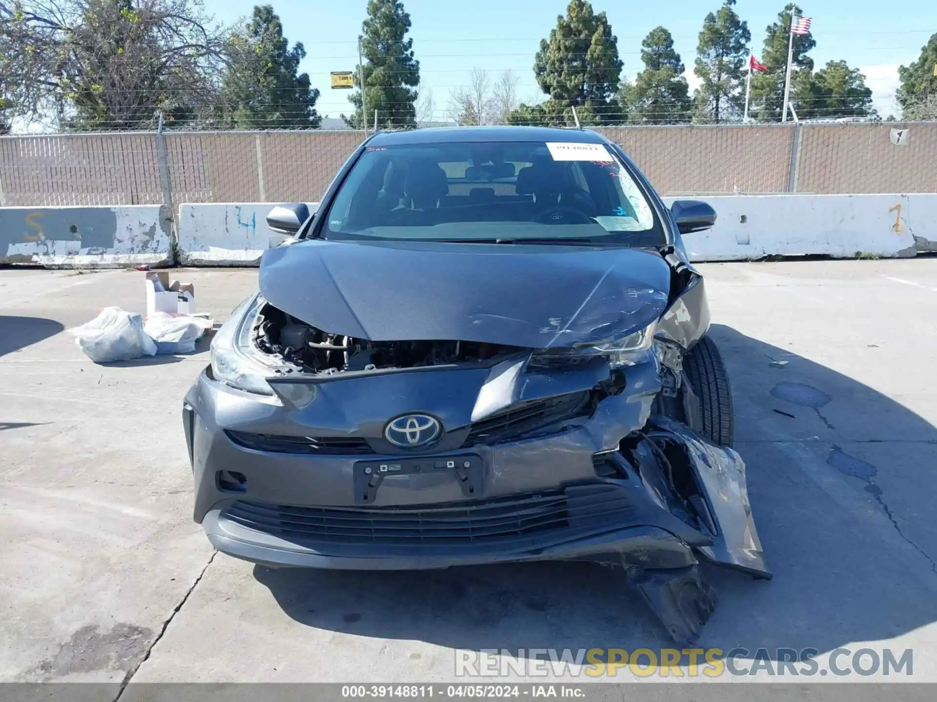 12 Фотография поврежденного автомобиля JTDKAMFU4N3177258 TOYOTA PRIUS 2022