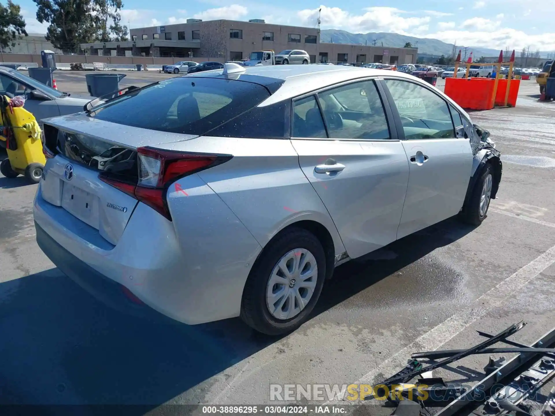 4 Photograph of a damaged car JTDKAMFU5N3166754 TOYOTA PRIUS 2022