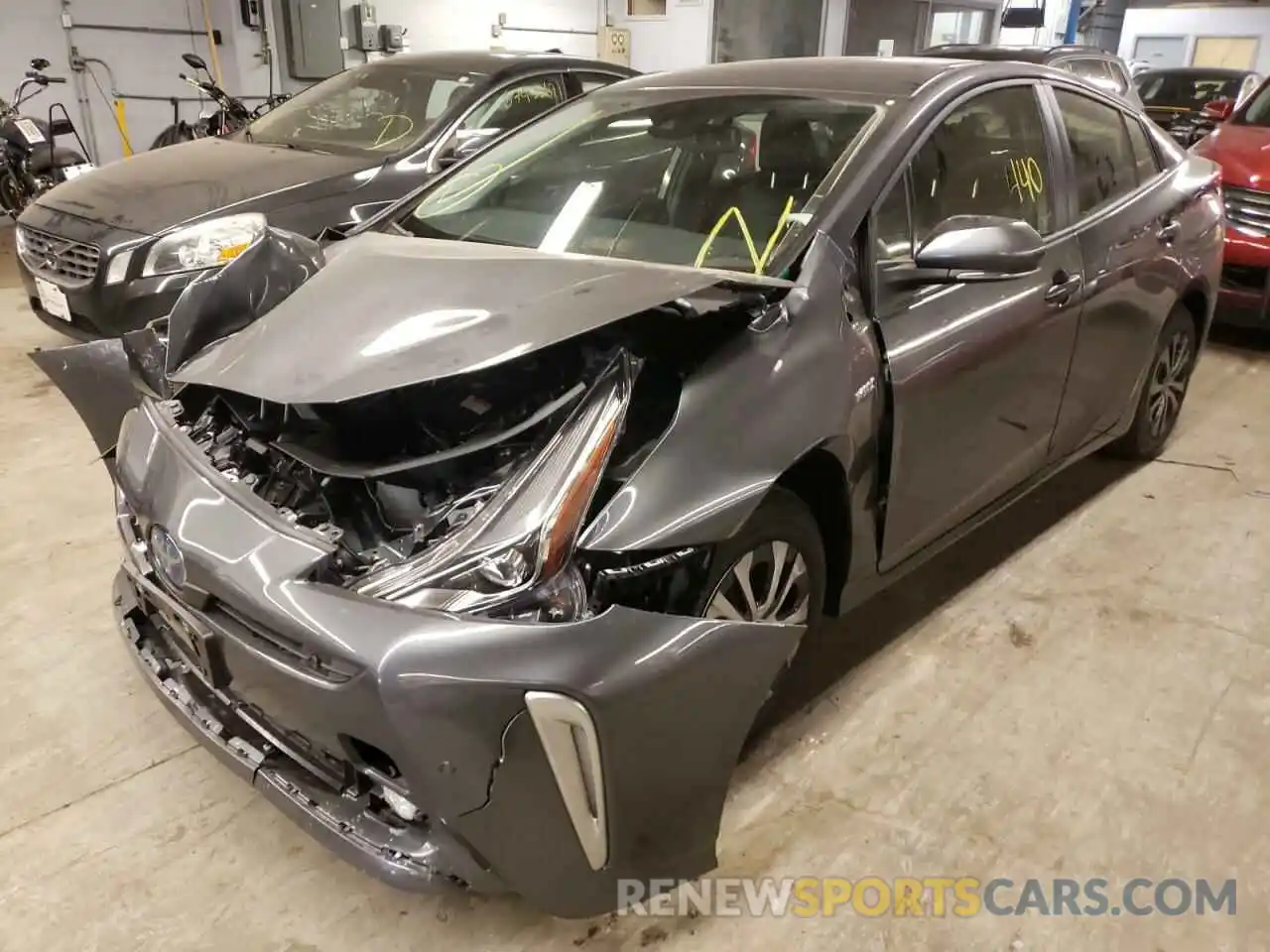 2 Photograph of a damaged car JTDL9MFU1N3032658 TOYOTA PRIUS 2022