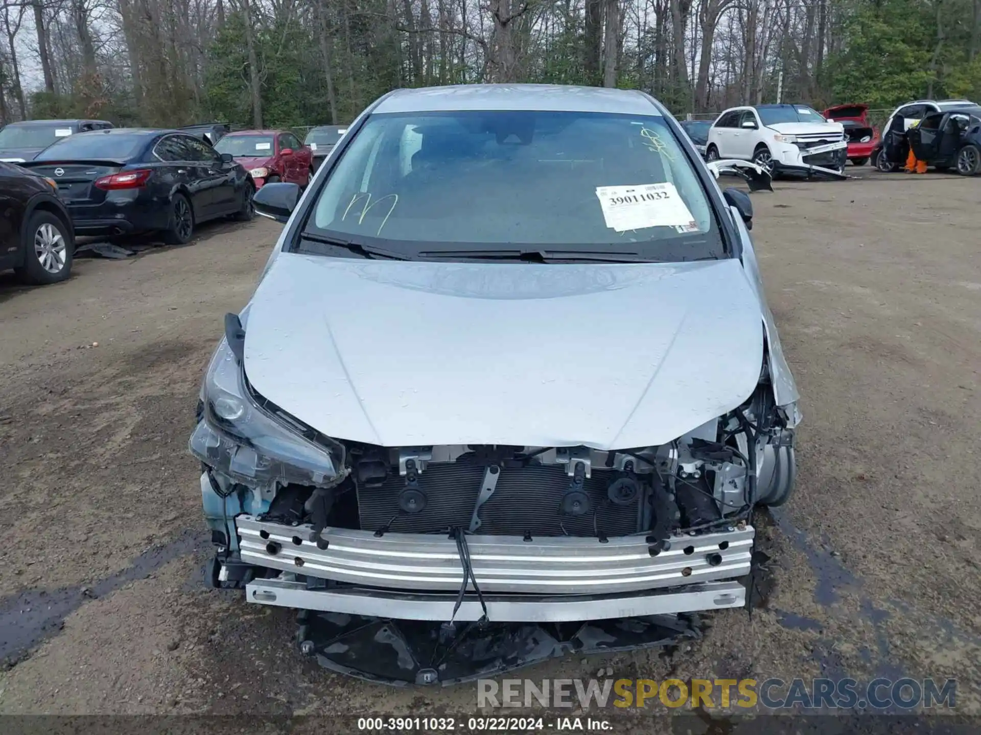 13 Photograph of a damaged car JTDL9MFU1N3033275 TOYOTA PRIUS 2022