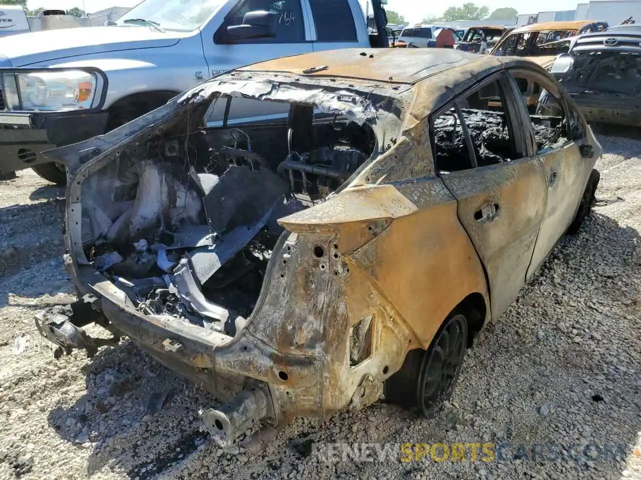 4 Photograph of a damaged car JTDL9MFU1N3035009 TOYOTA PRIUS 2022