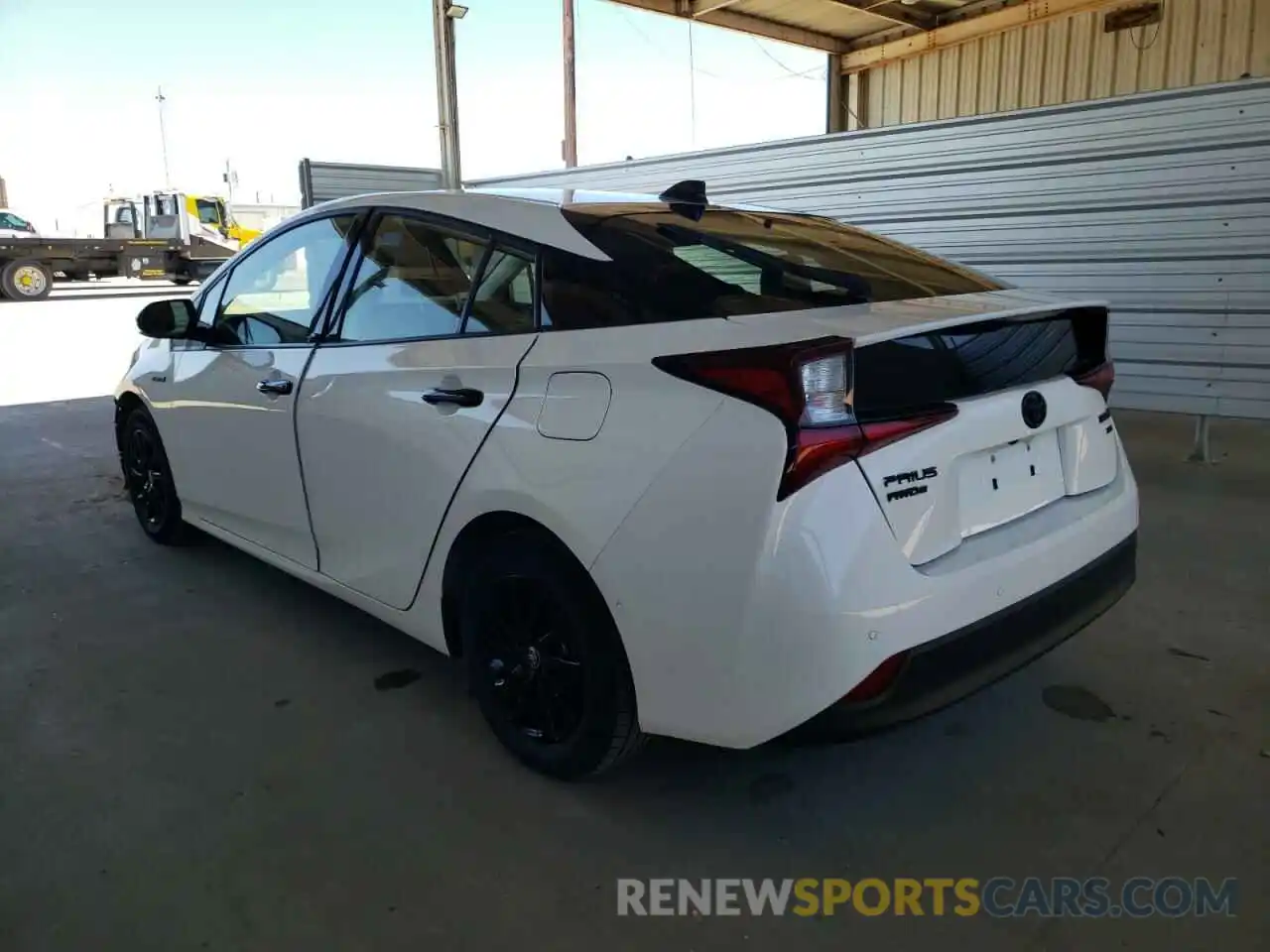 2 Photograph of a damaged car JTDL9MFU3N3035898 TOYOTA PRIUS 2022