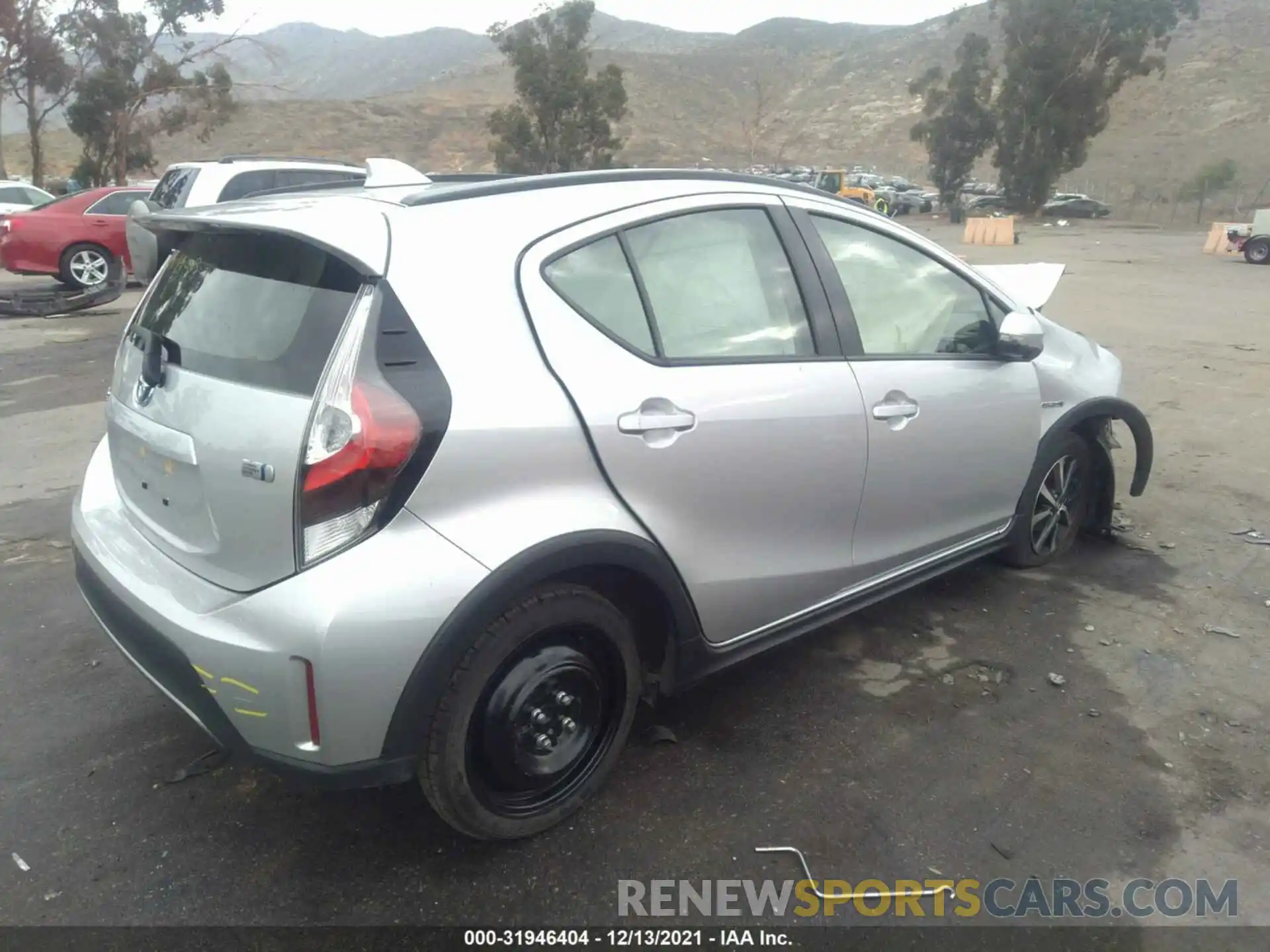 4 Photograph of a damaged car JTDKDTB34K1622071 TOYOTA PRIUS C 2019