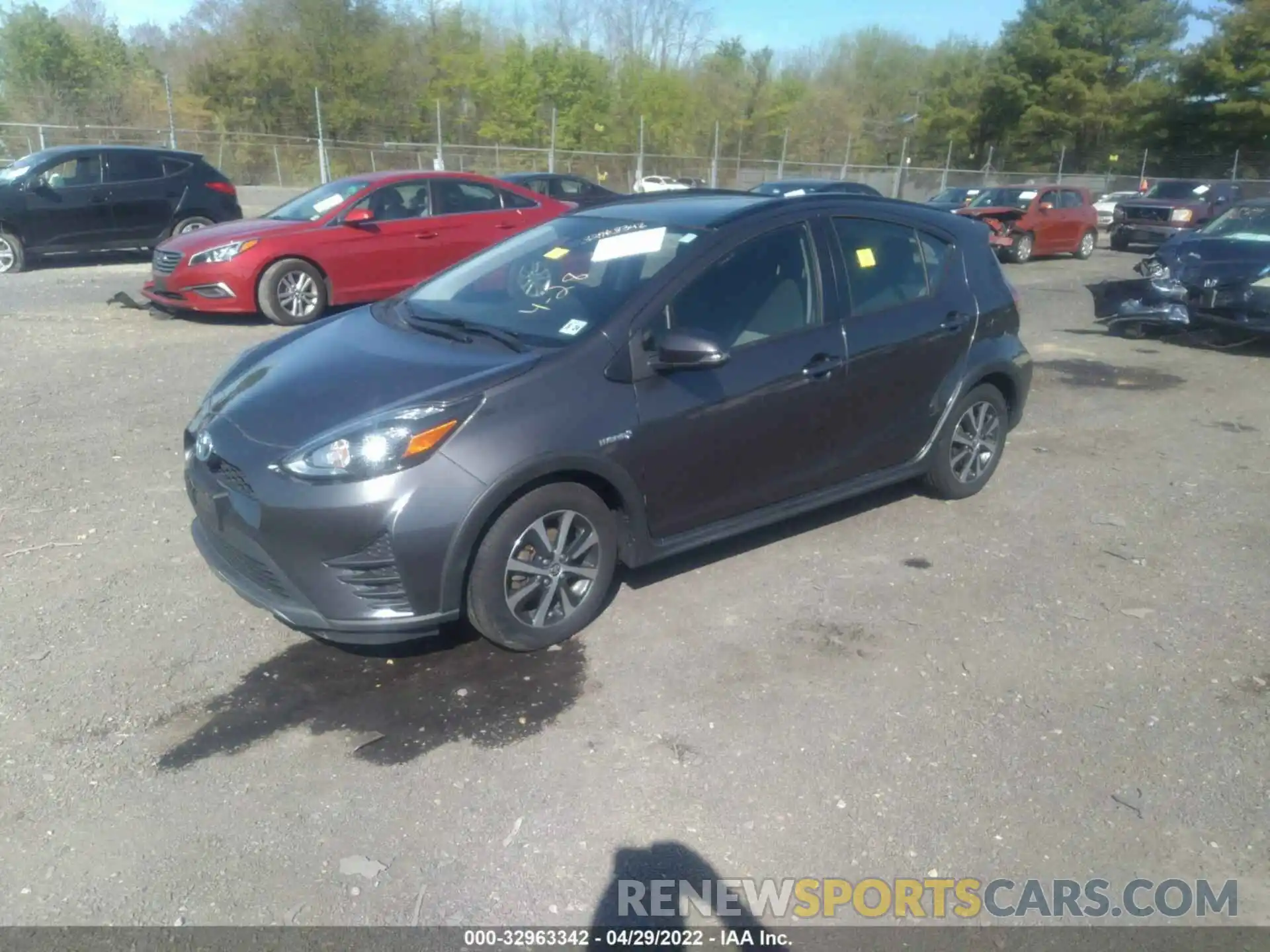 2 Photograph of a damaged car JTDKDTB34K1623737 TOYOTA PRIUS C 2019