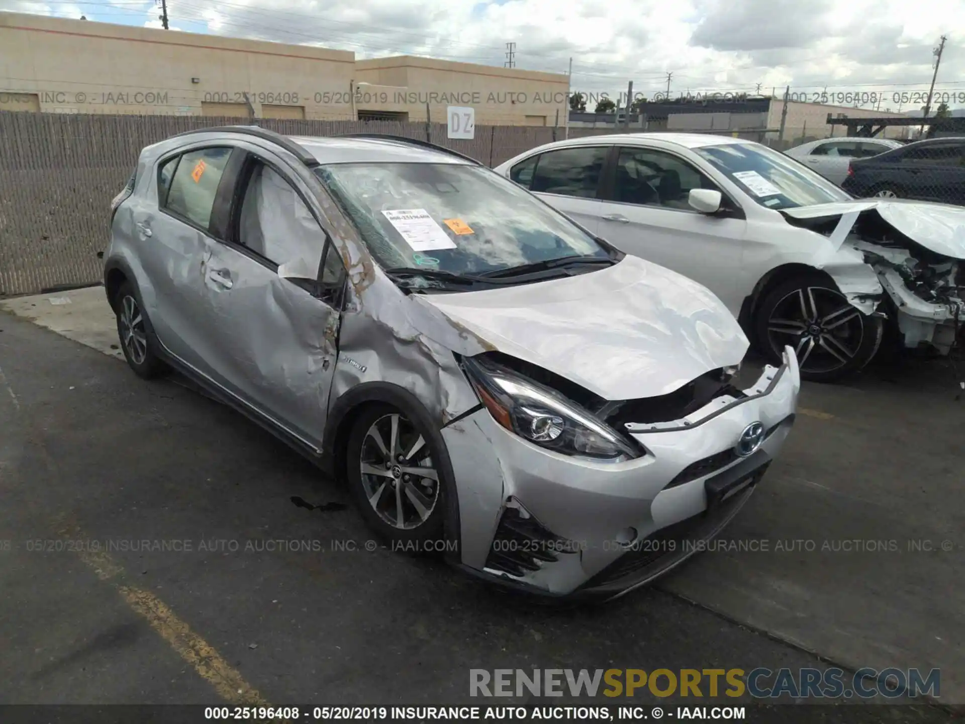 1 Photograph of a damaged car JTDKDTB34K1625973 TOYOTA PRIUS C 2019