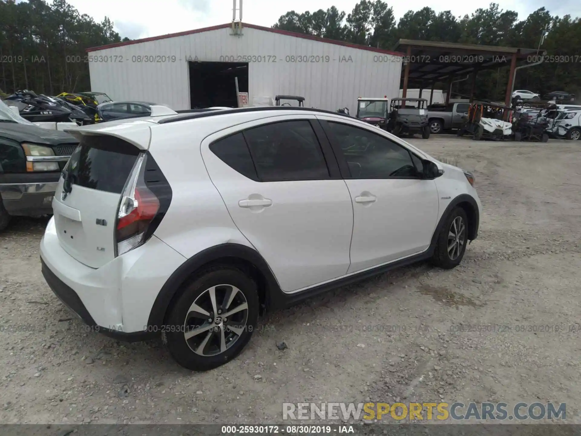 4 Фотография поврежденного автомобиля JTDKDTB38K1625801 TOYOTA PRIUS C 2019