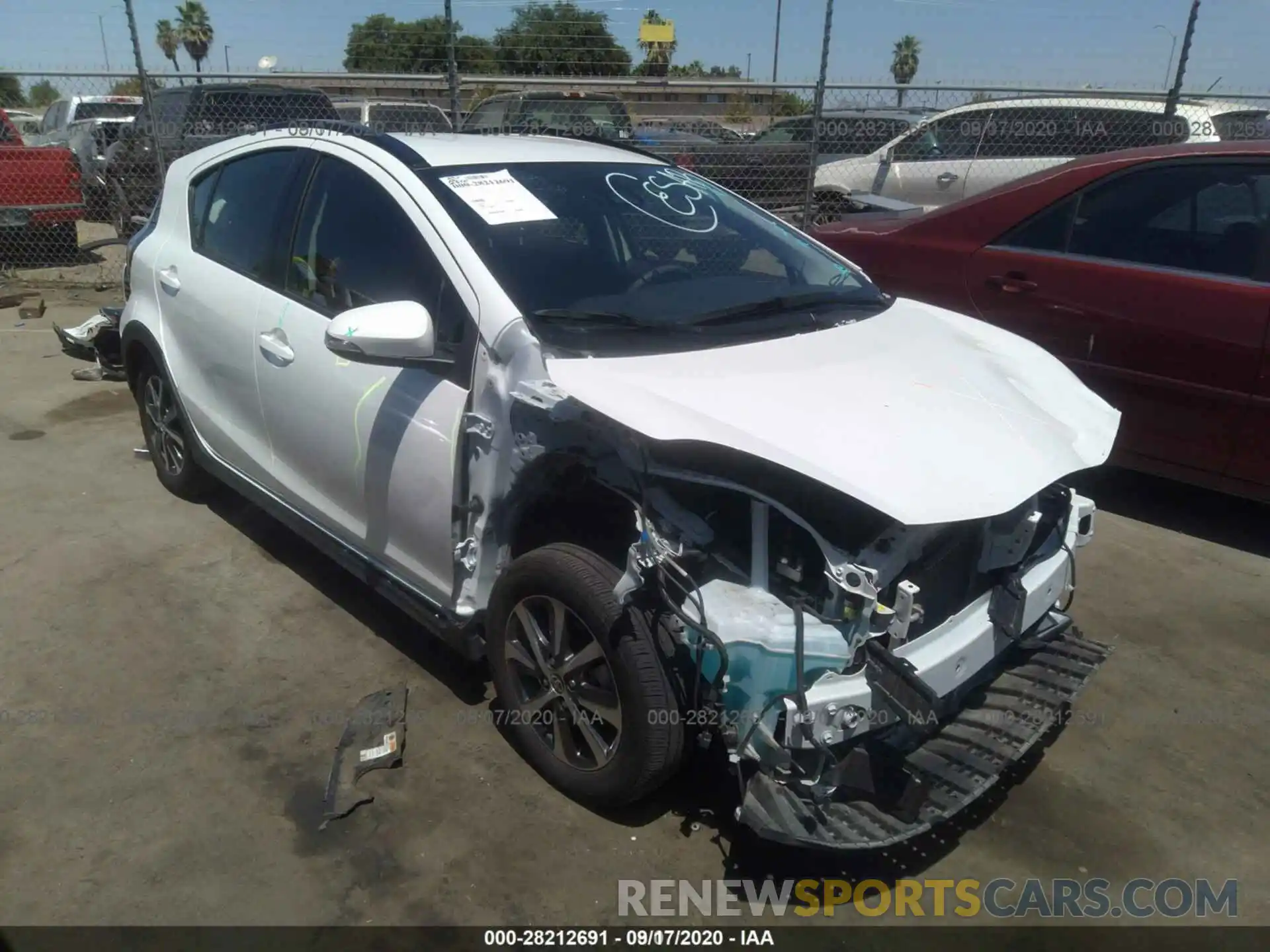 13 Photograph of a damaged car JTDKDTB39K1621031 TOYOTA PRIUS C 2019