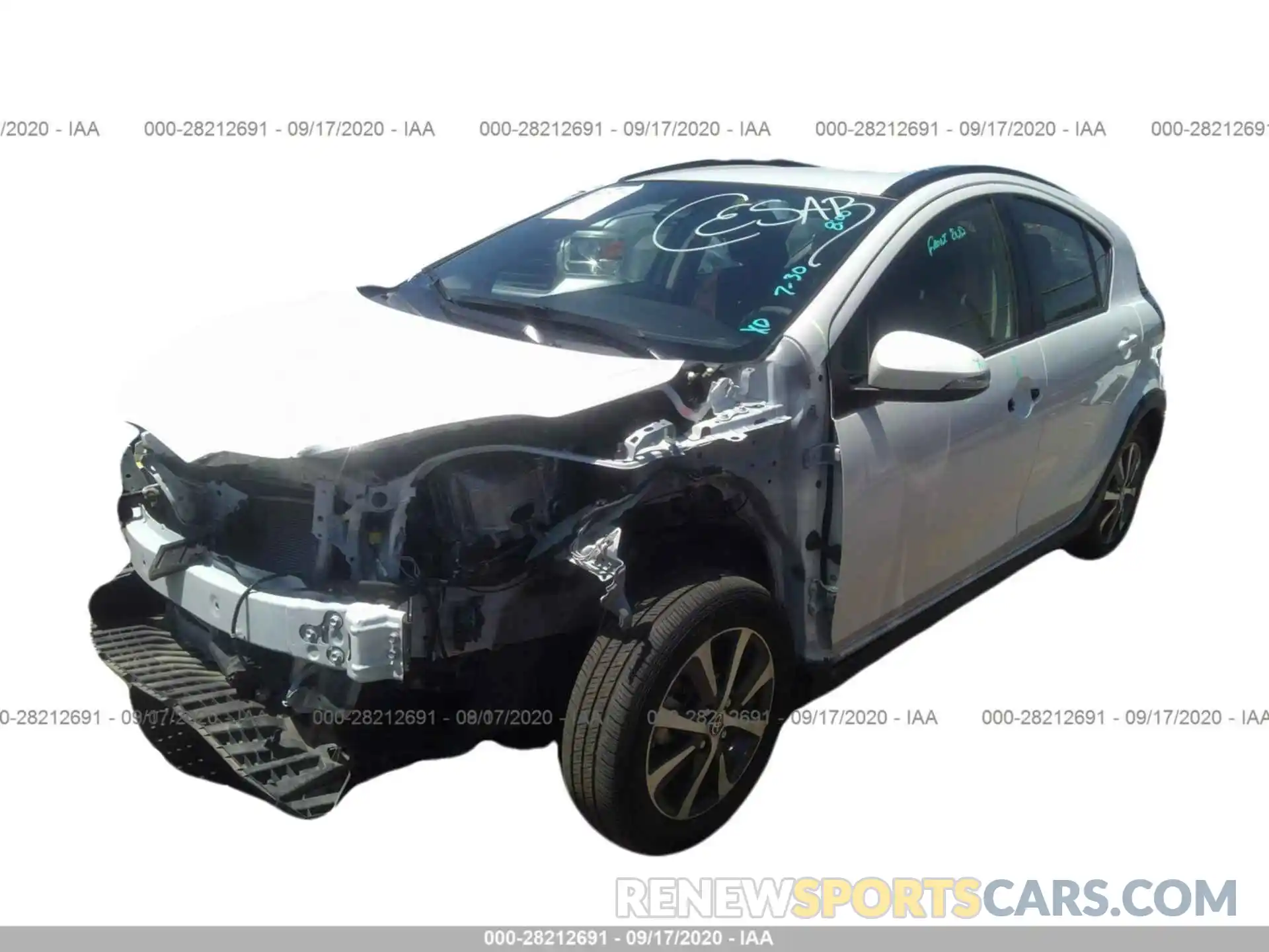 2 Фотография поврежденного автомобиля JTDKDTB39K1621031 TOYOTA PRIUS C 2019