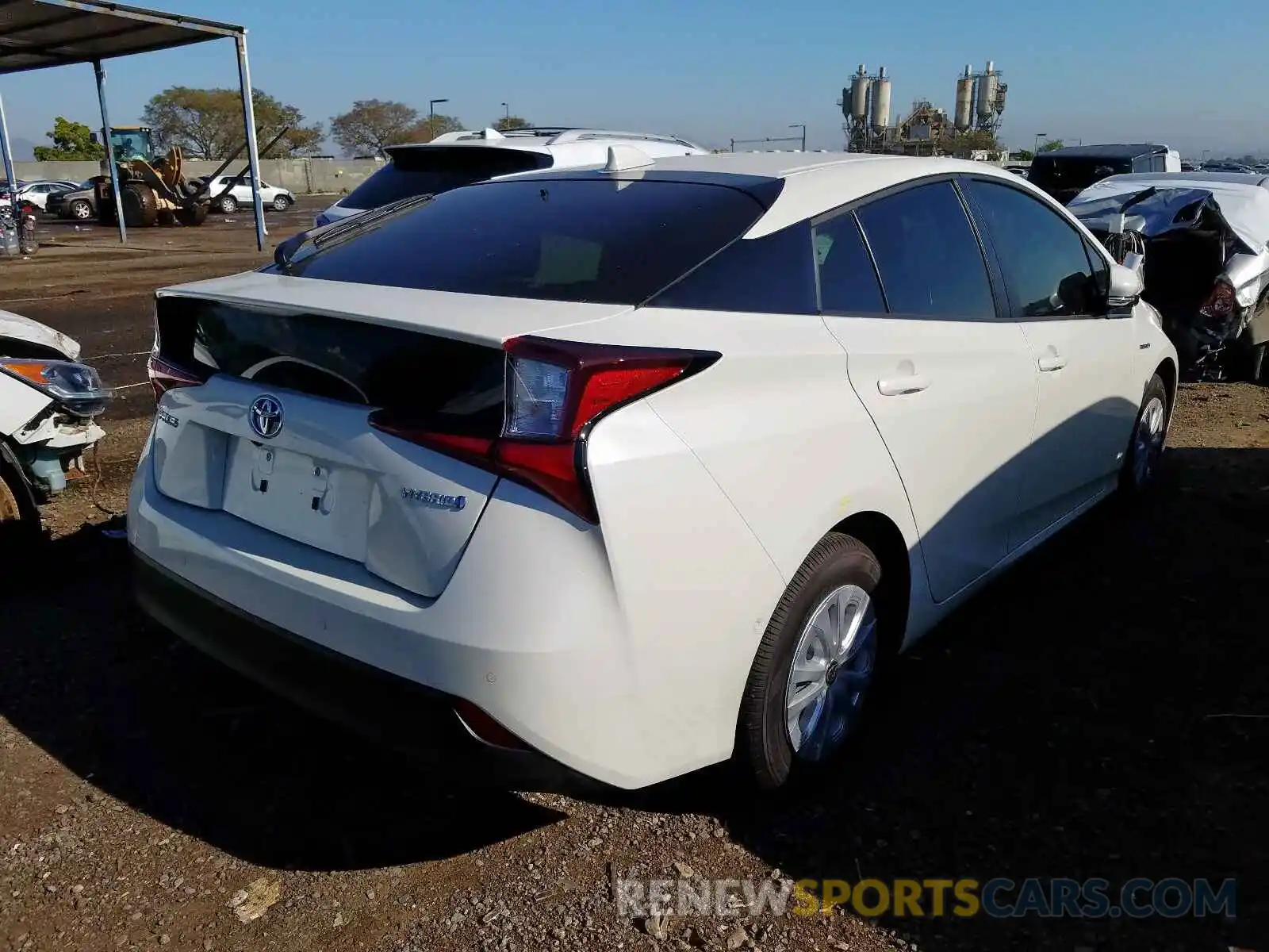 4 Photograph of a damaged car JTDKARFU3L3111794 TOYOTA PRIUS L 2020