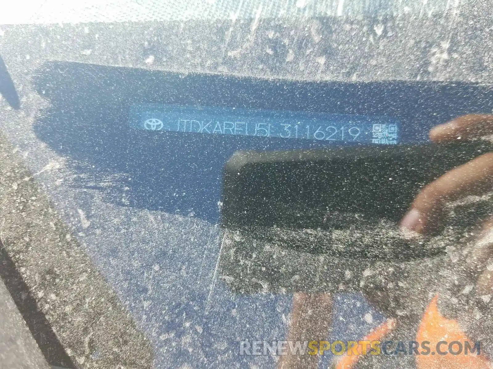10 Photograph of a damaged car JTDKARFU5L3116219 TOYOTA PRIUS L 2020