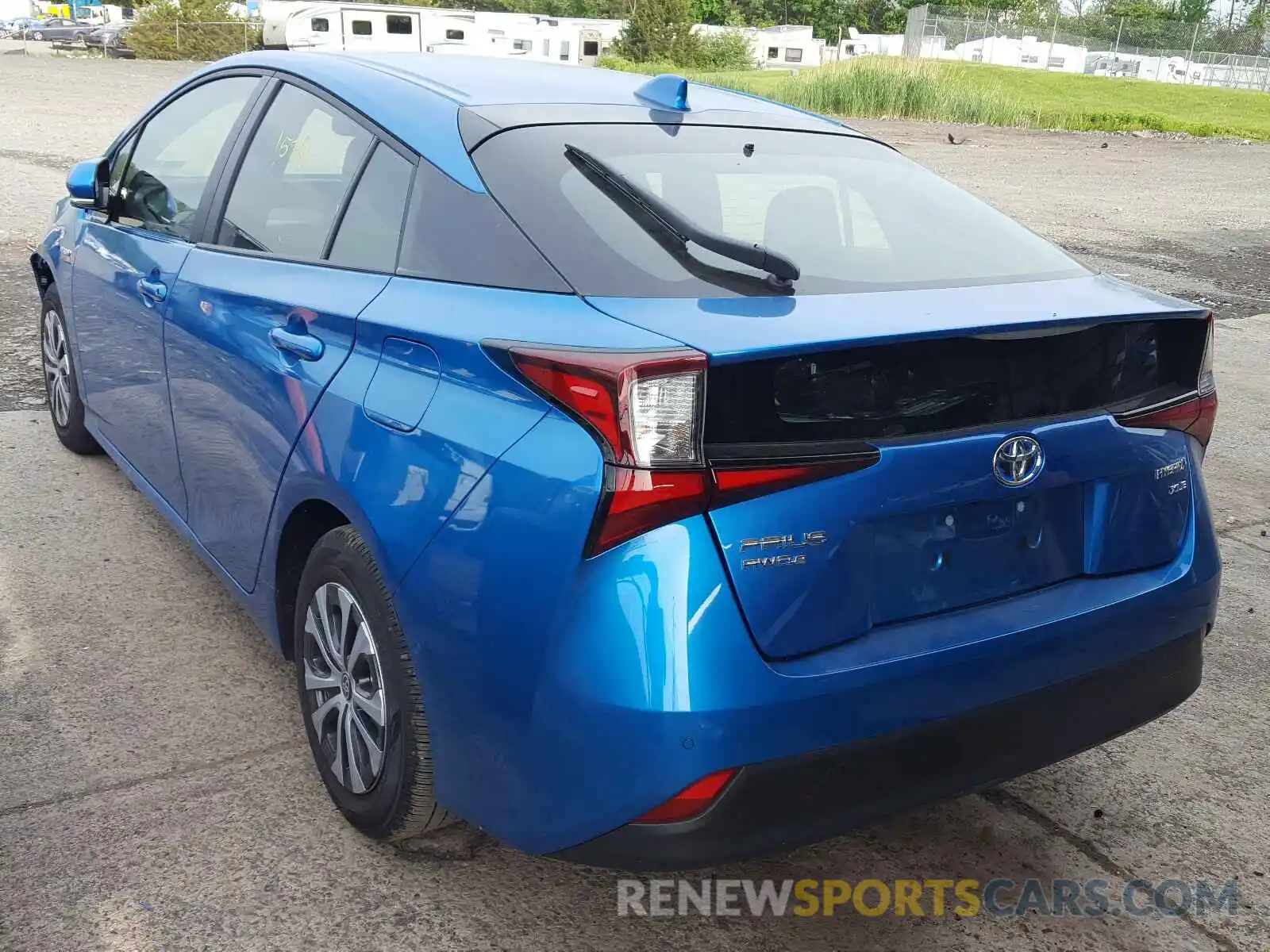 3 Photograph of a damaged car JTDL9RFU4L3017128 TOYOTA PRIUS LE 2020