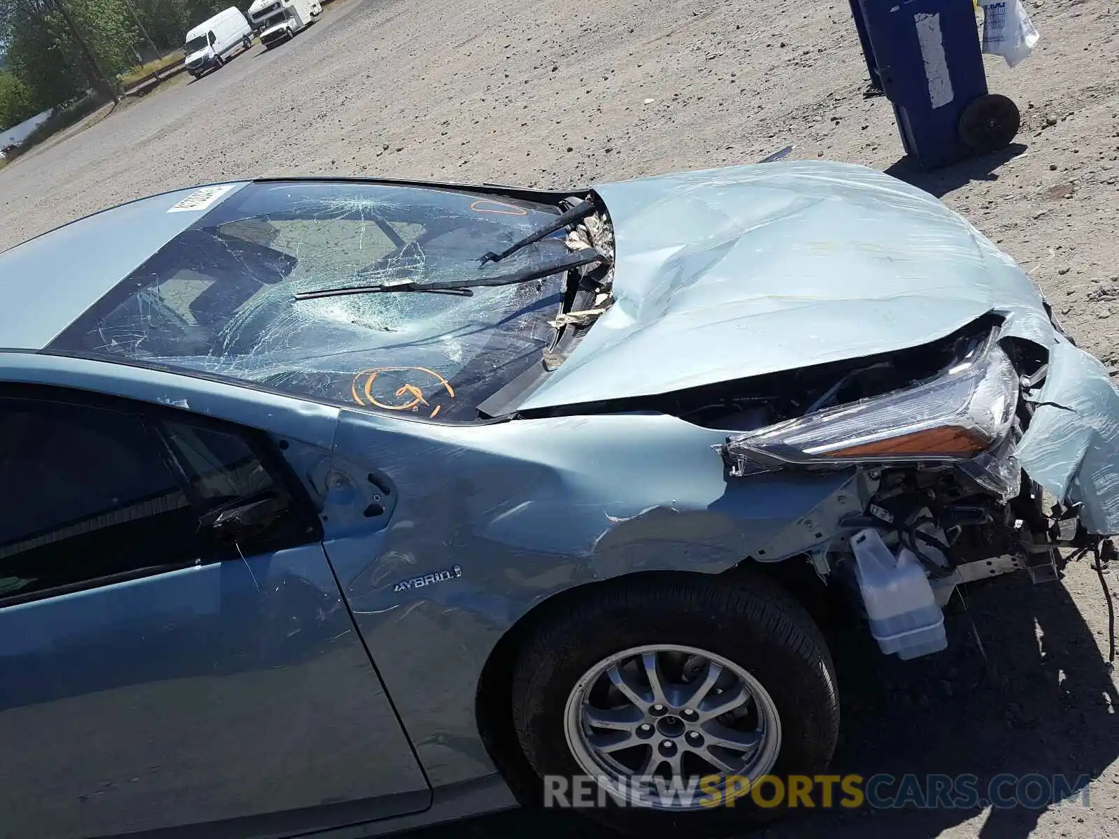 9 Photograph of a damaged car JTDL9RFU9L3018887 TOYOTA PRIUS LE 2020