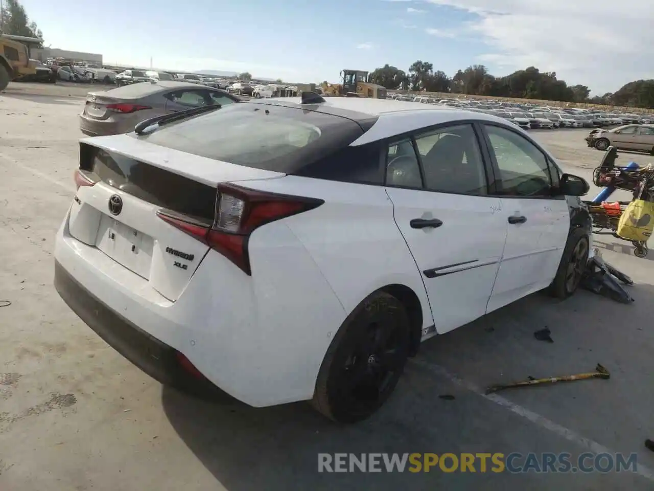 4 Photograph of a damaged car JTDKAMFU0N3172395 TOYOTA PRIUS NIGH 2022