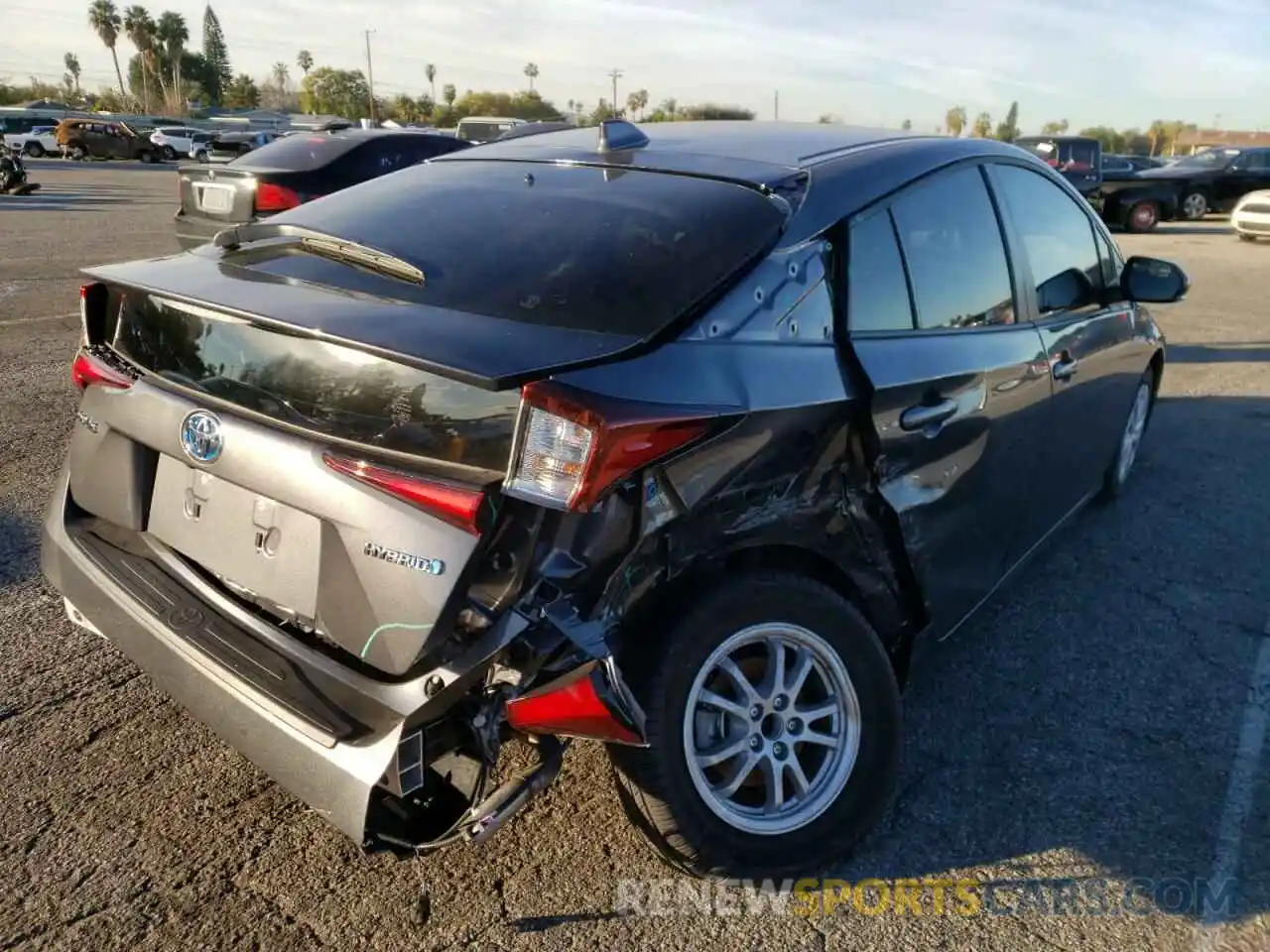 4 Photograph of a damaged car JTDKAMFU6N3158677 TOYOTA PRIUS NIGH 2022