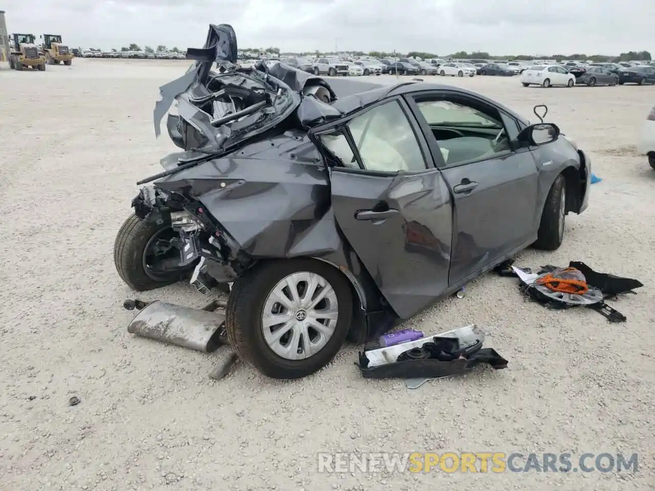 4 Photograph of a damaged car JTDKAMFU7N3173382 TOYOTA PRIUS NIGH 2022