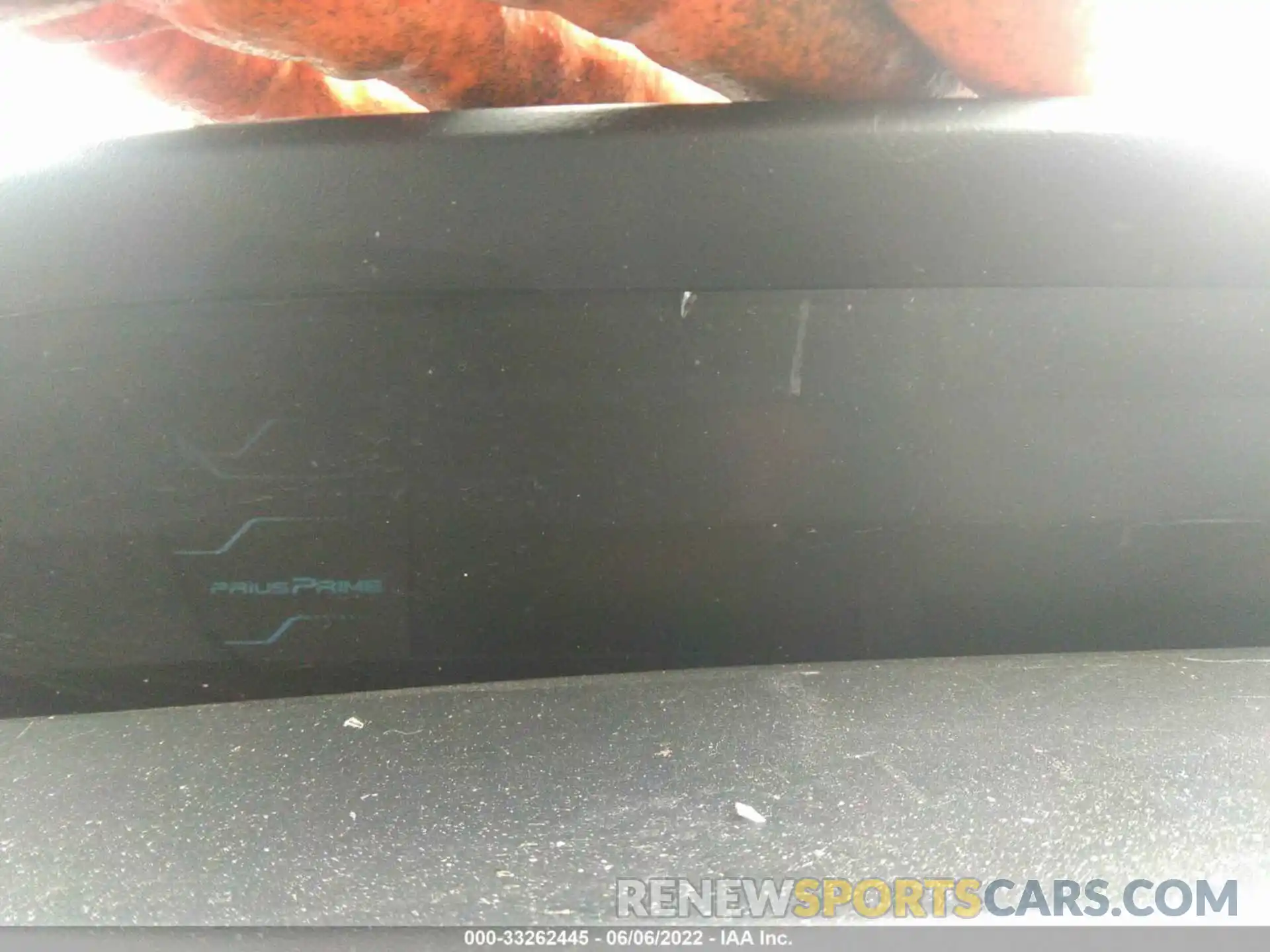 7 Photograph of a damaged car JTDKARFP0K3118937 TOYOTA PRIUS PRIME 2019