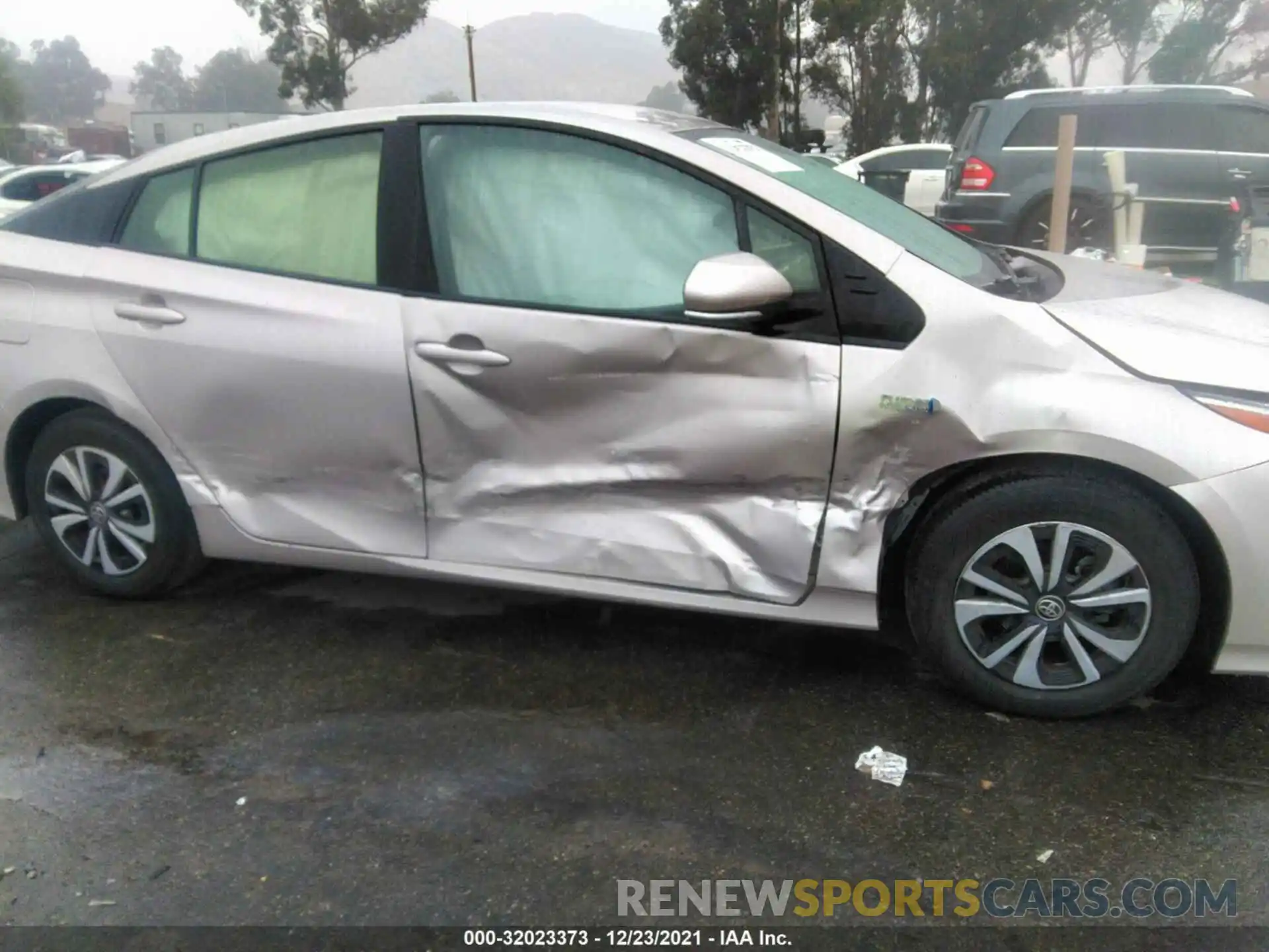 6 Photograph of a damaged car JTDKARFP3K3115854 TOYOTA PRIUS PRIME 2019