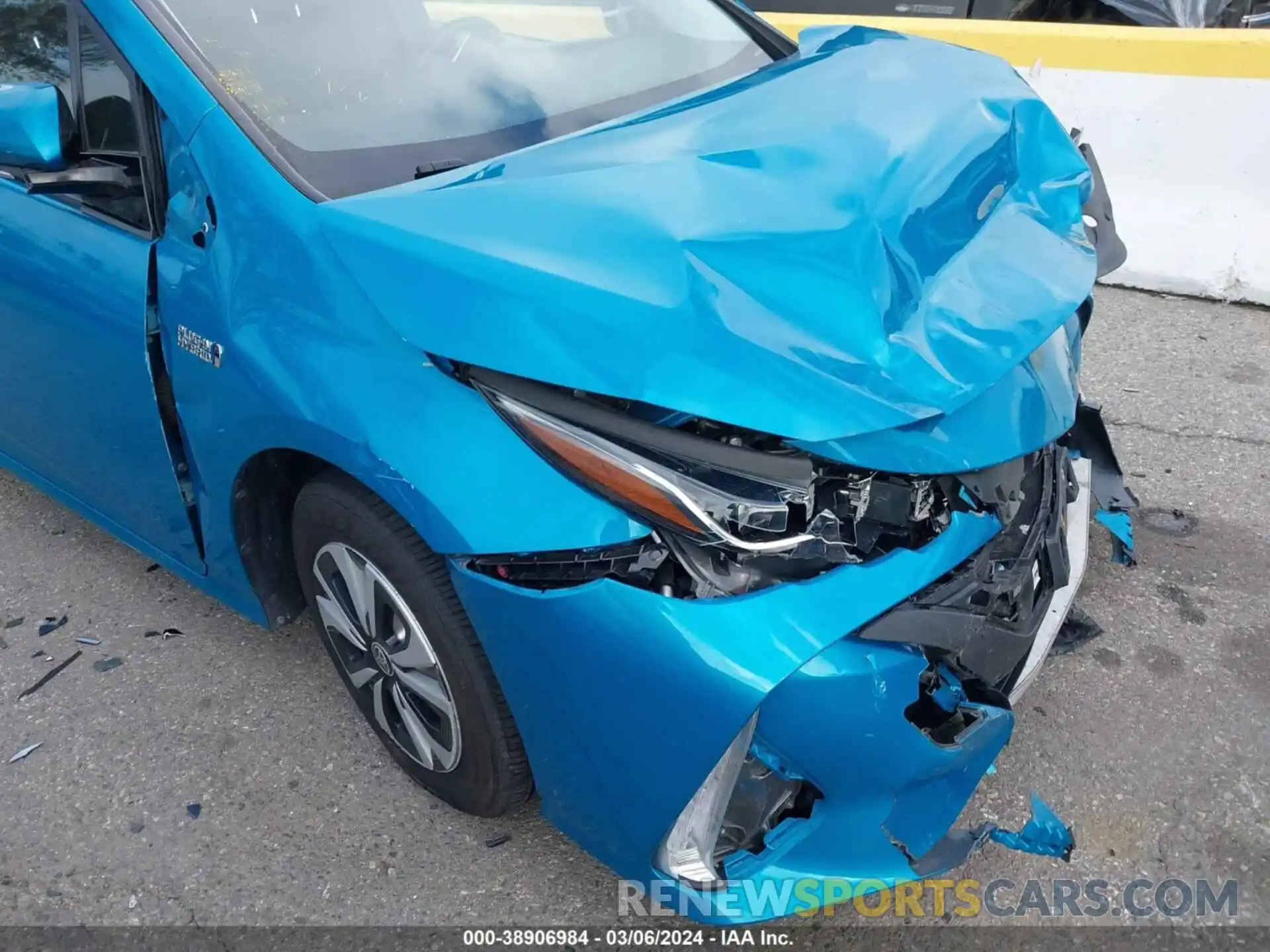 17 Photograph of a damaged car JTDKARFP4K3117547 TOYOTA PRIUS PRIME 2019