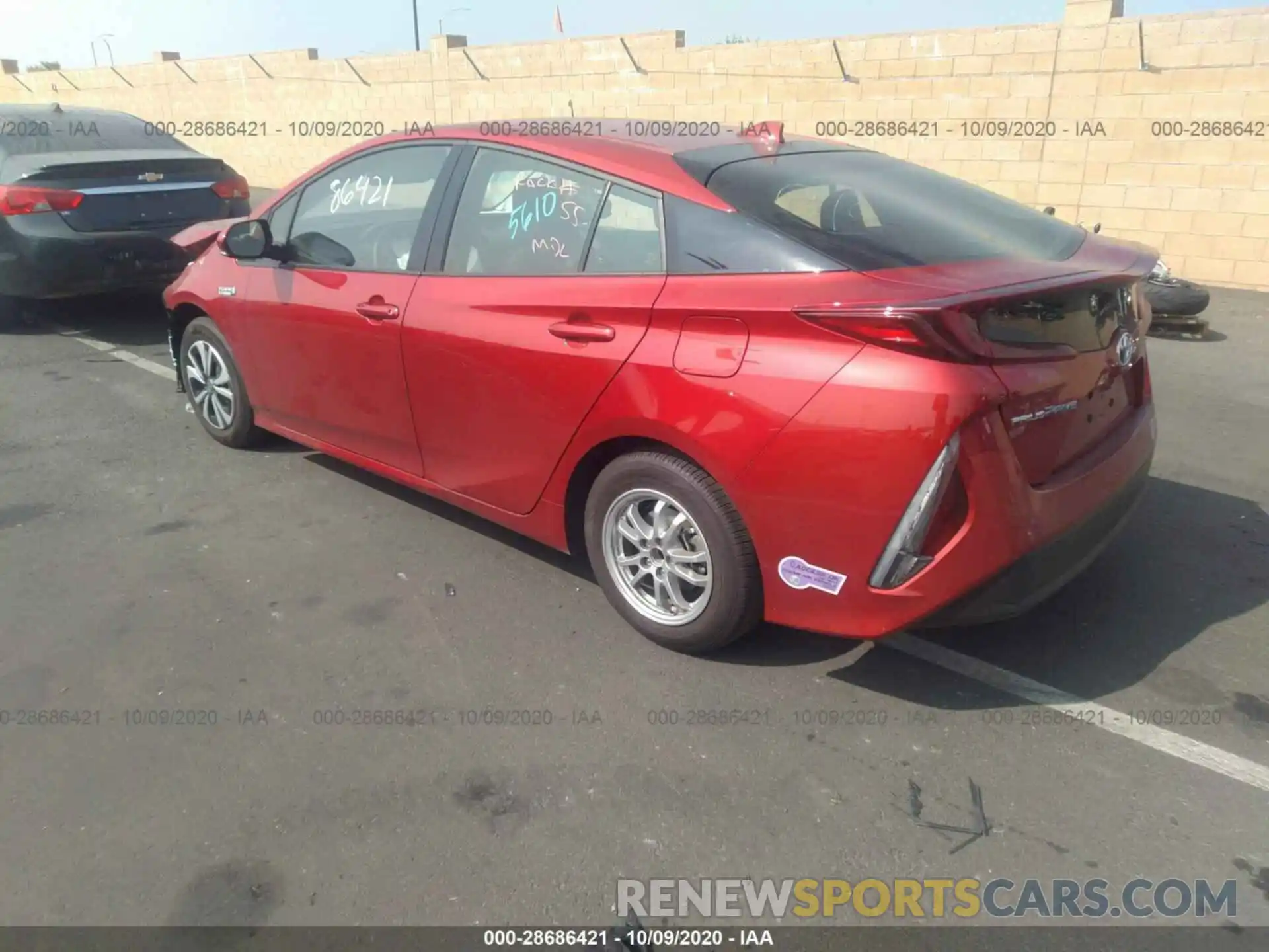 3 Фотография поврежденного автомобиля JTDKARFP4K3117810 TOYOTA PRIUS PRIME 2019