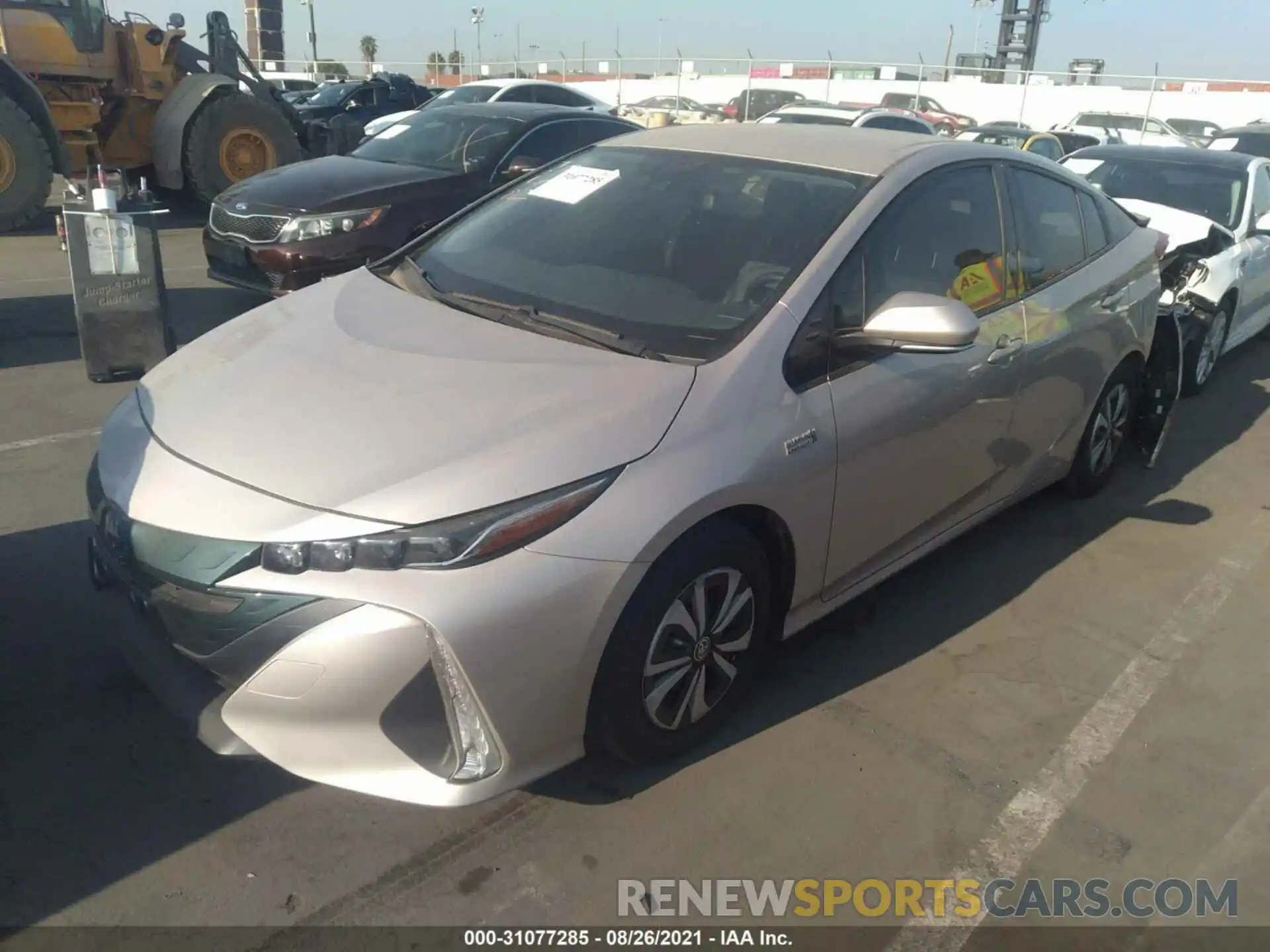 2 Фотография поврежденного автомобиля JTDKARFP4K3118360 TOYOTA PRIUS PRIME 2019