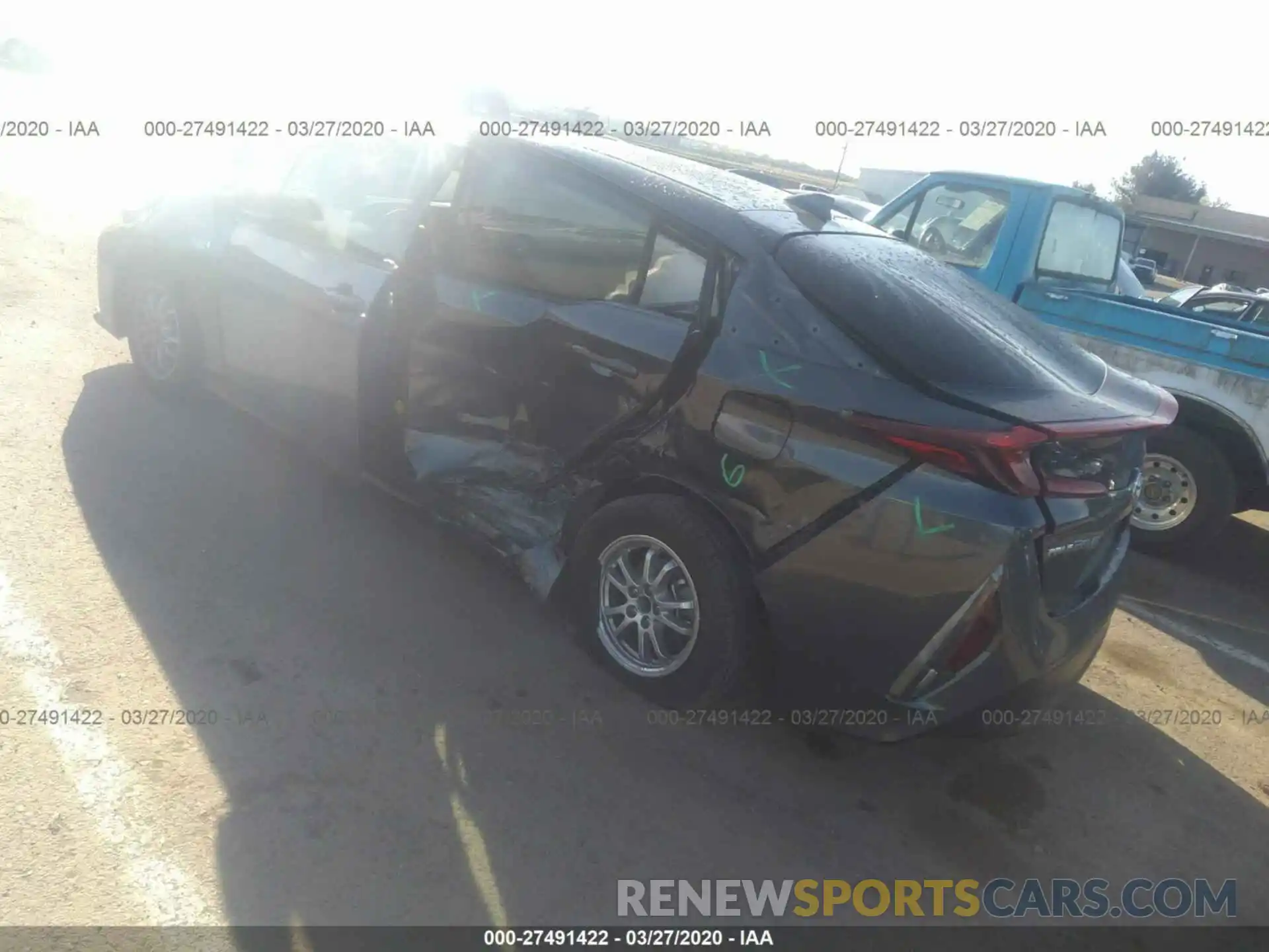 3 Фотография поврежденного автомобиля JTDKARFP6K3113533 TOYOTA PRIUS PRIME 2019