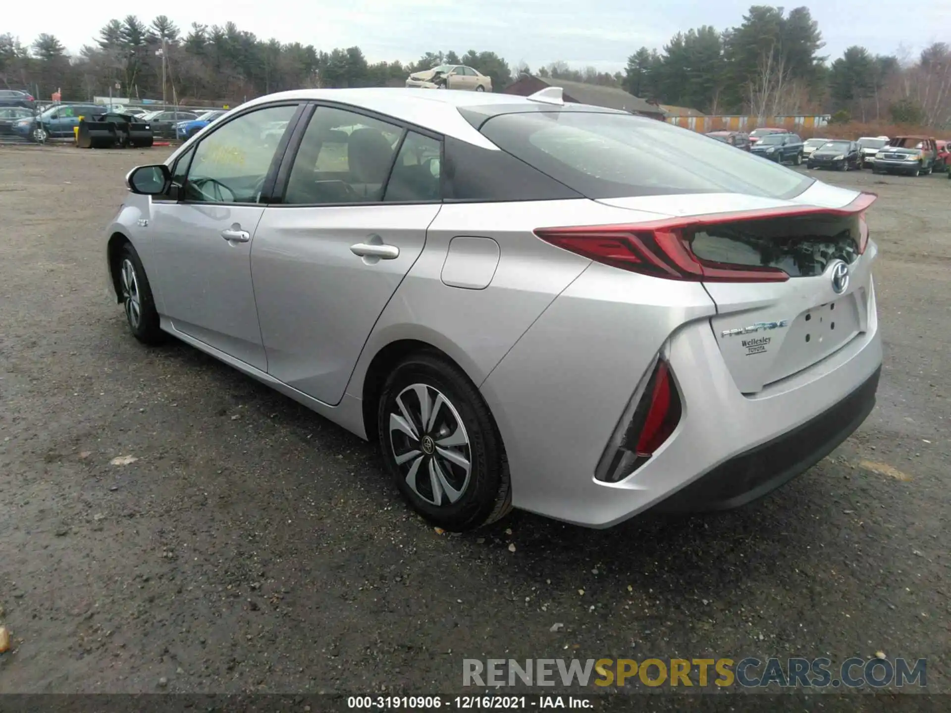 3 Photograph of a damaged car JTDKARFP6K3116433 TOYOTA PRIUS PRIME 2019