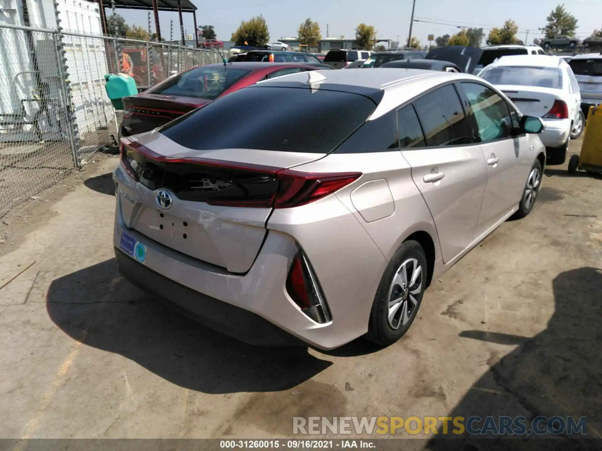 4 Фотография поврежденного автомобиля JTDKARFP7K3109457 TOYOTA PRIUS PRIME 2019