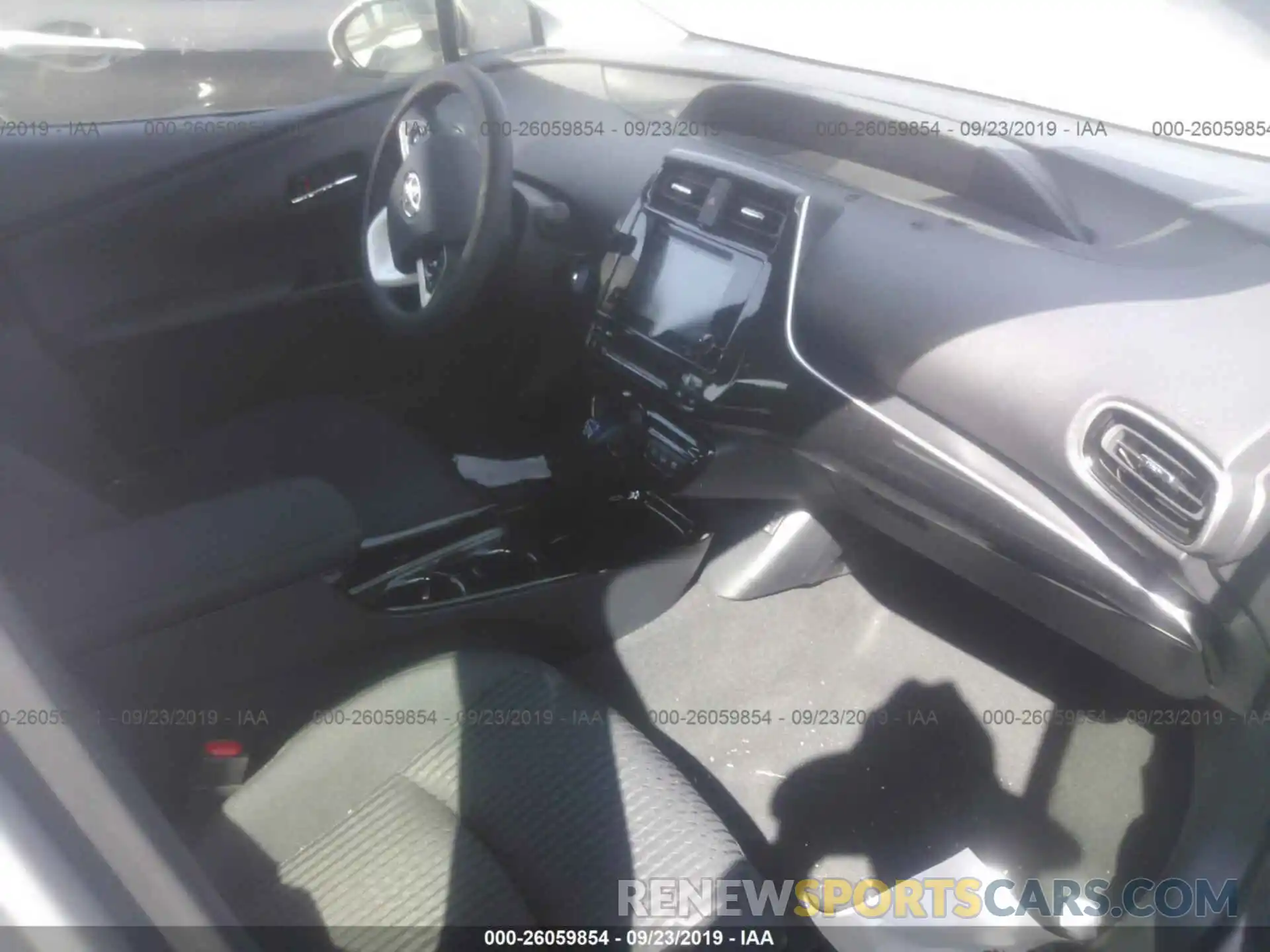 5 Photograph of a damaged car JTDKARFP7K3109832 TOYOTA PRIUS PRIME 2019