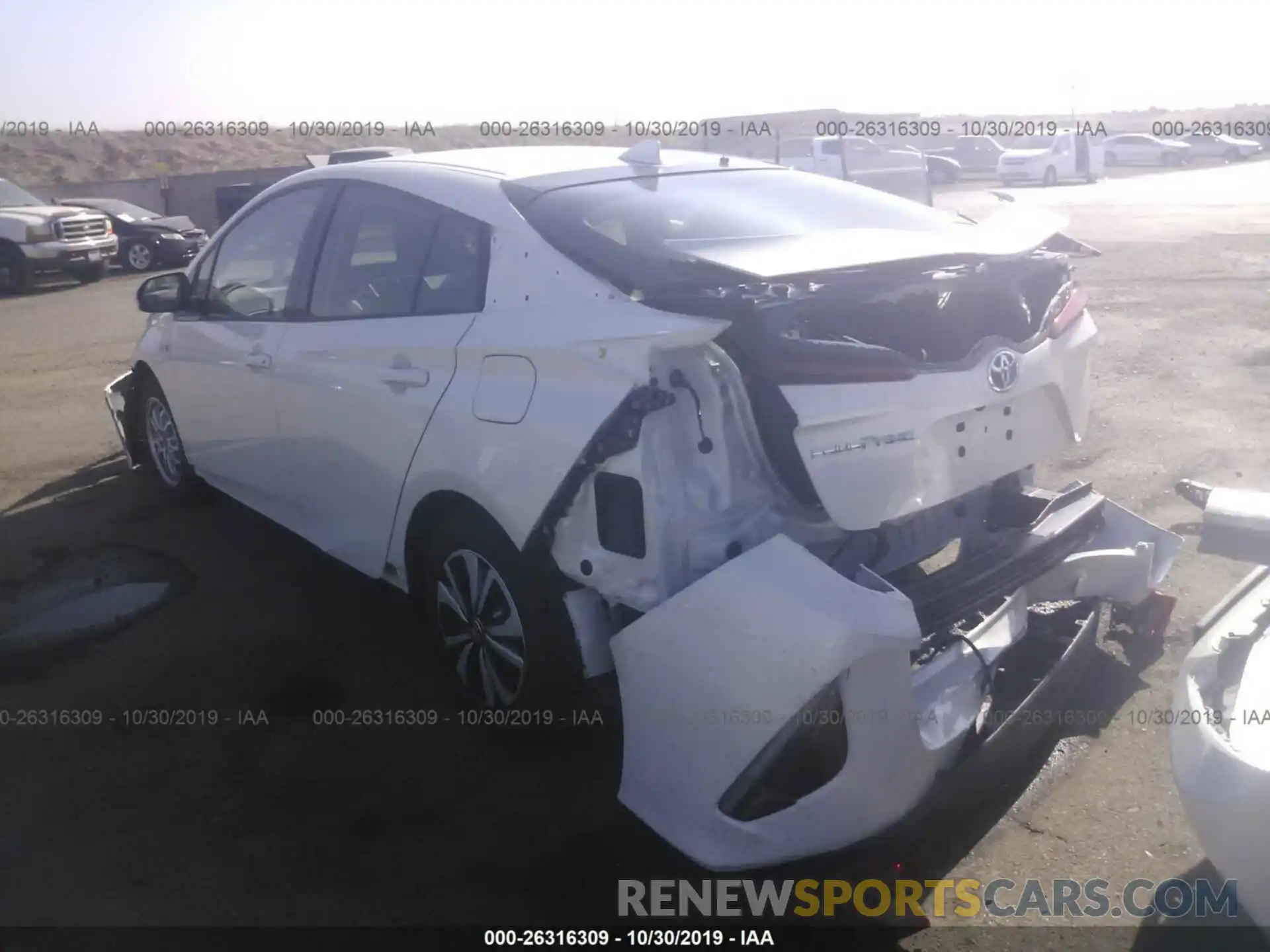 3 Фотография поврежденного автомобиля JTDKARFP8K3105806 TOYOTA PRIUS PRIME 2019