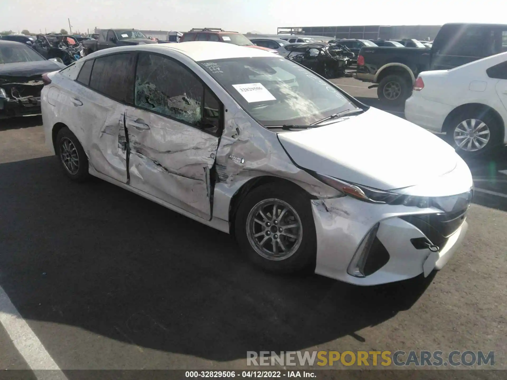 1 Photograph of a damaged car JTDKARFP9K3108570 TOYOTA PRIUS PRIME 2019