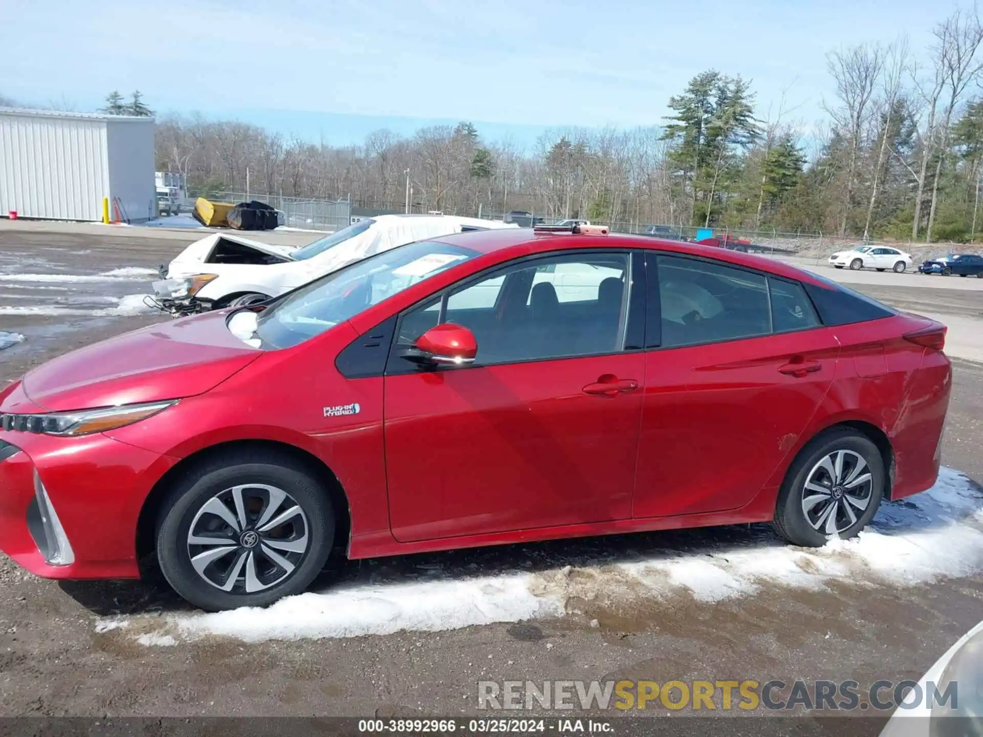 15 Photograph of a damaged car JTDKARFPXK3115611 TOYOTA PRIUS PRIME 2019