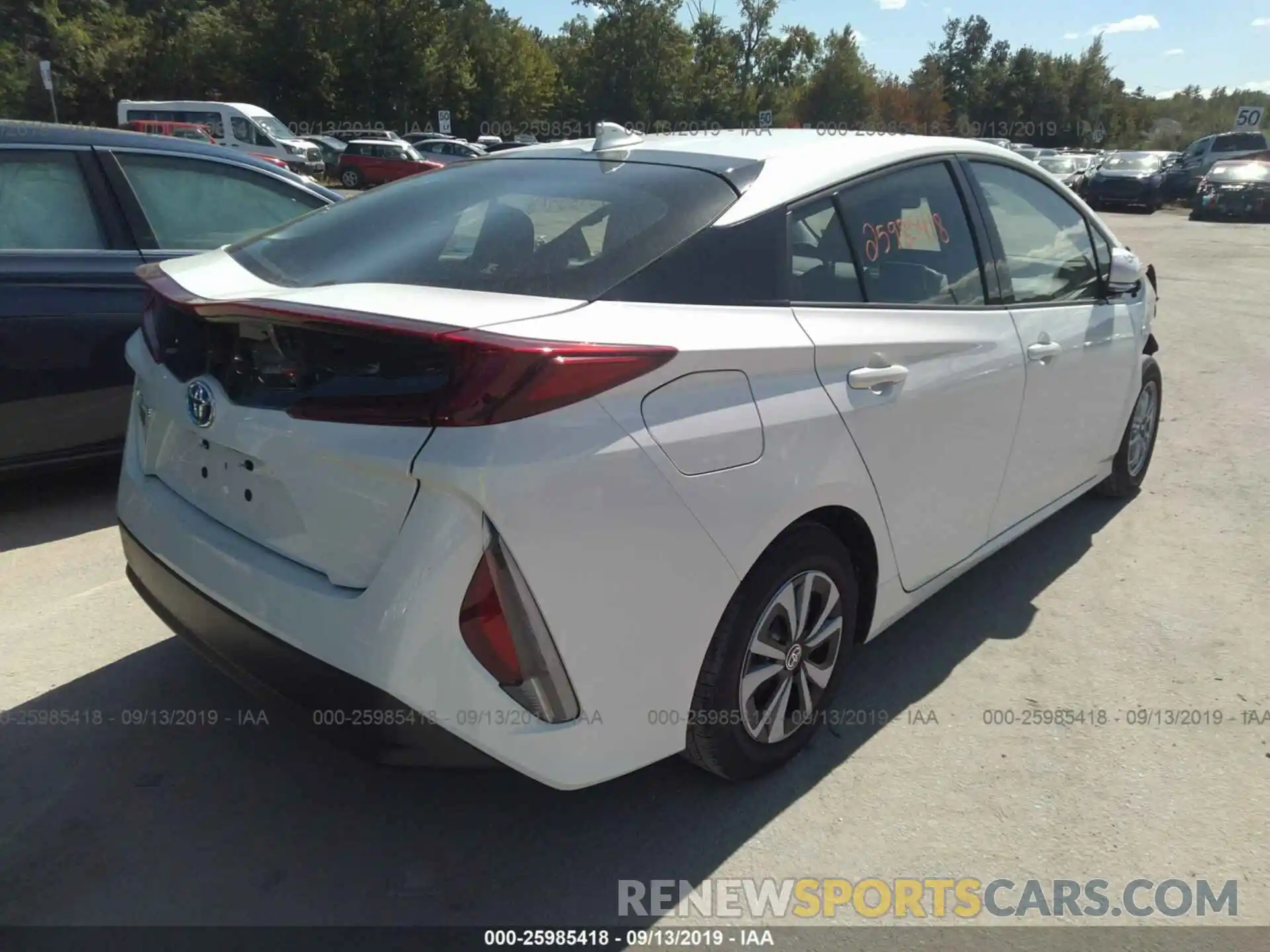 4 Фотография поврежденного автомобиля JTDKARFPXK3116788 TOYOTA PRIUS PRIME 2019