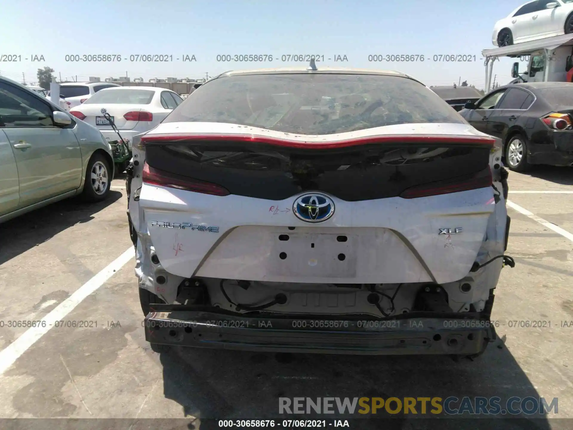 6 Photograph of a damaged car JTDKARFP0L3125226 TOYOTA PRIUS PRIME 2020