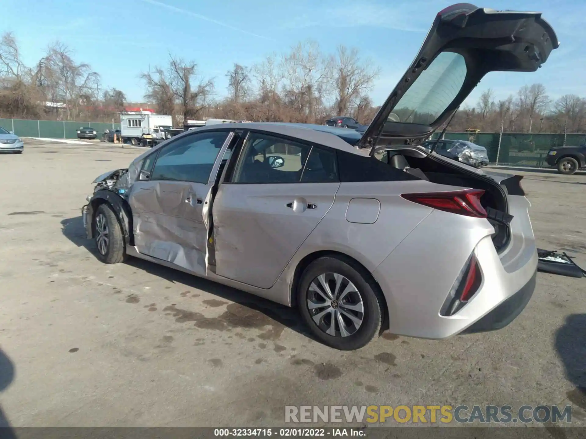 3 Фотография поврежденного автомобиля JTDKARFP0L3125582 TOYOTA PRIUS PRIME 2020