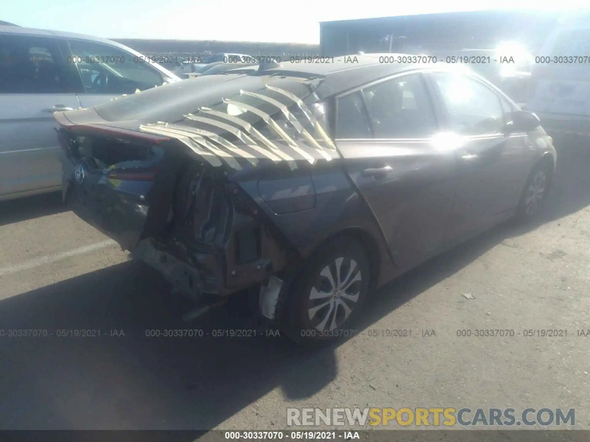 4 Photograph of a damaged car JTDKARFP0L3130488 TOYOTA PRIUS PRIME 2020