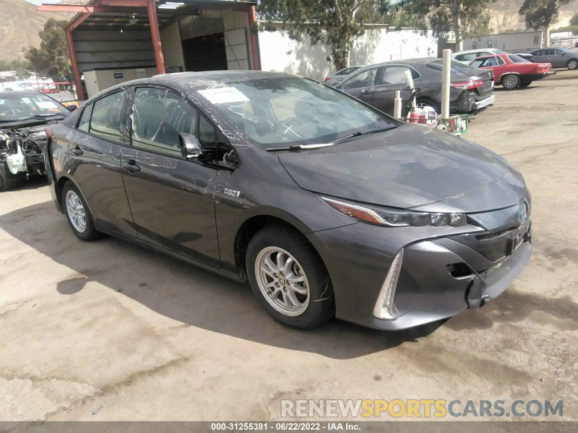 1 Photograph of a damaged car JTDKARFP0L3135934 TOYOTA PRIUS PRIME 2020