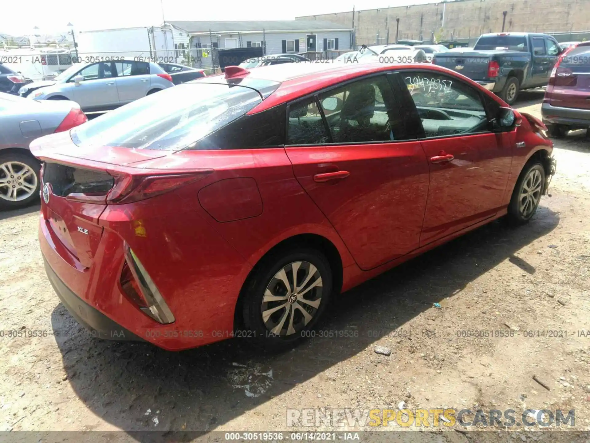 4 Фотография поврежденного автомобиля JTDKARFP0L3136761 TOYOTA PRIUS PRIME 2020