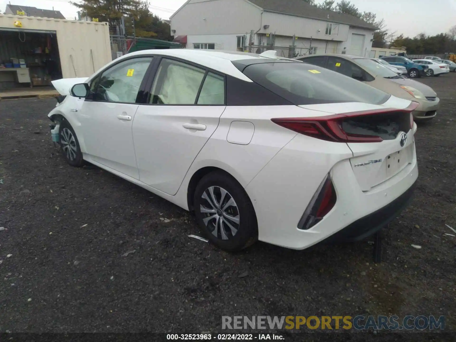 3 Photograph of a damaged car JTDKARFP0L3137652 TOYOTA PRIUS PRIME 2020