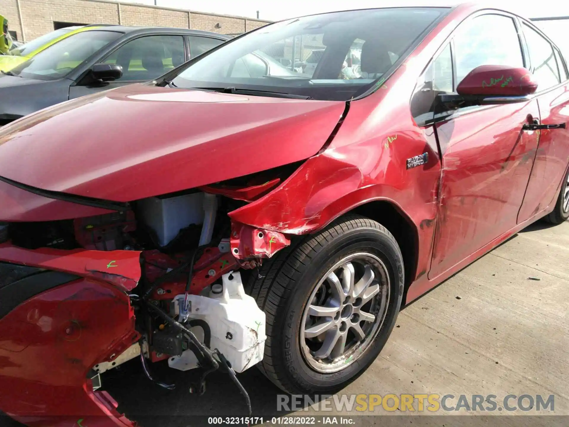 6 Photograph of a damaged car JTDKARFP0L3142821 TOYOTA PRIUS PRIME 2020