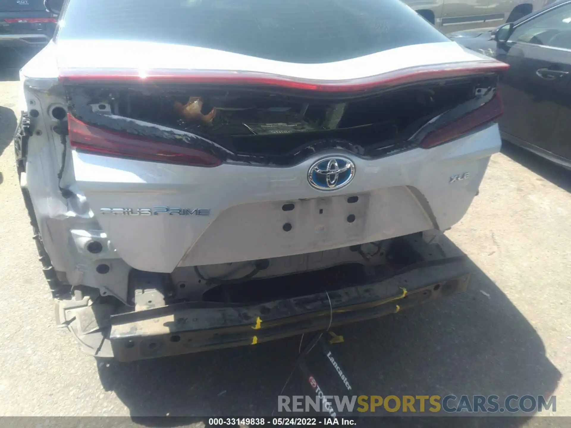 6 Photograph of a damaged car JTDKARFP1L3146263 TOYOTA PRIUS PRIME 2020